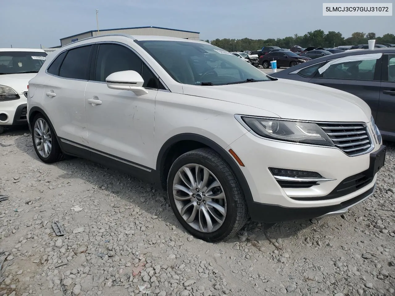 5LMCJ3C97GUJ31072 2016 Lincoln Mkc Reserve