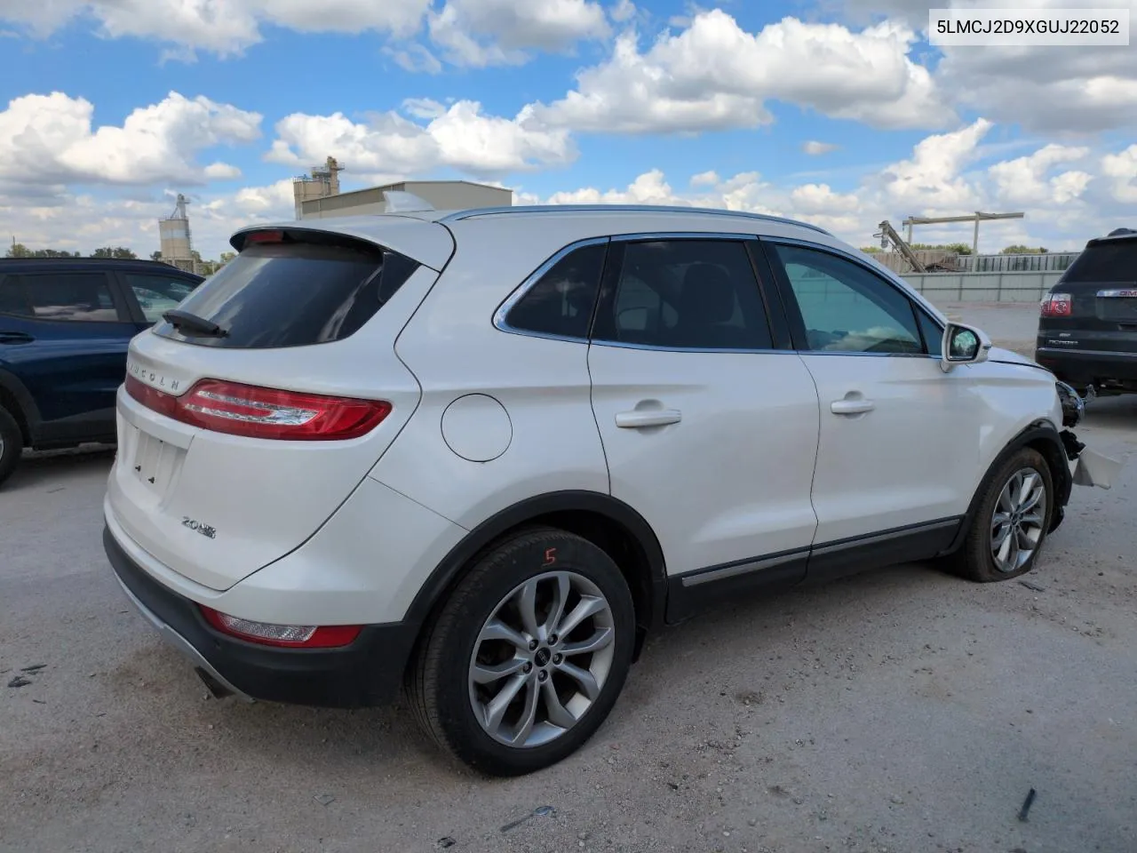 2016 Lincoln Mkc Select VIN: 5LMCJ2D9XGUJ22052 Lot: 71484584