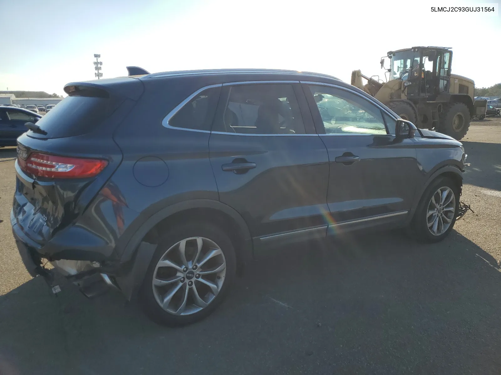 5LMCJ2C93GUJ31564 2016 Lincoln Mkc Select