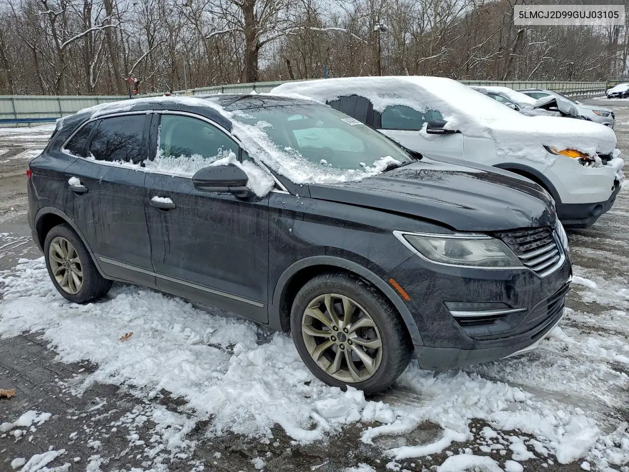 5LMCJ2D99GUJ03105 2016 Lincoln Mkc Select