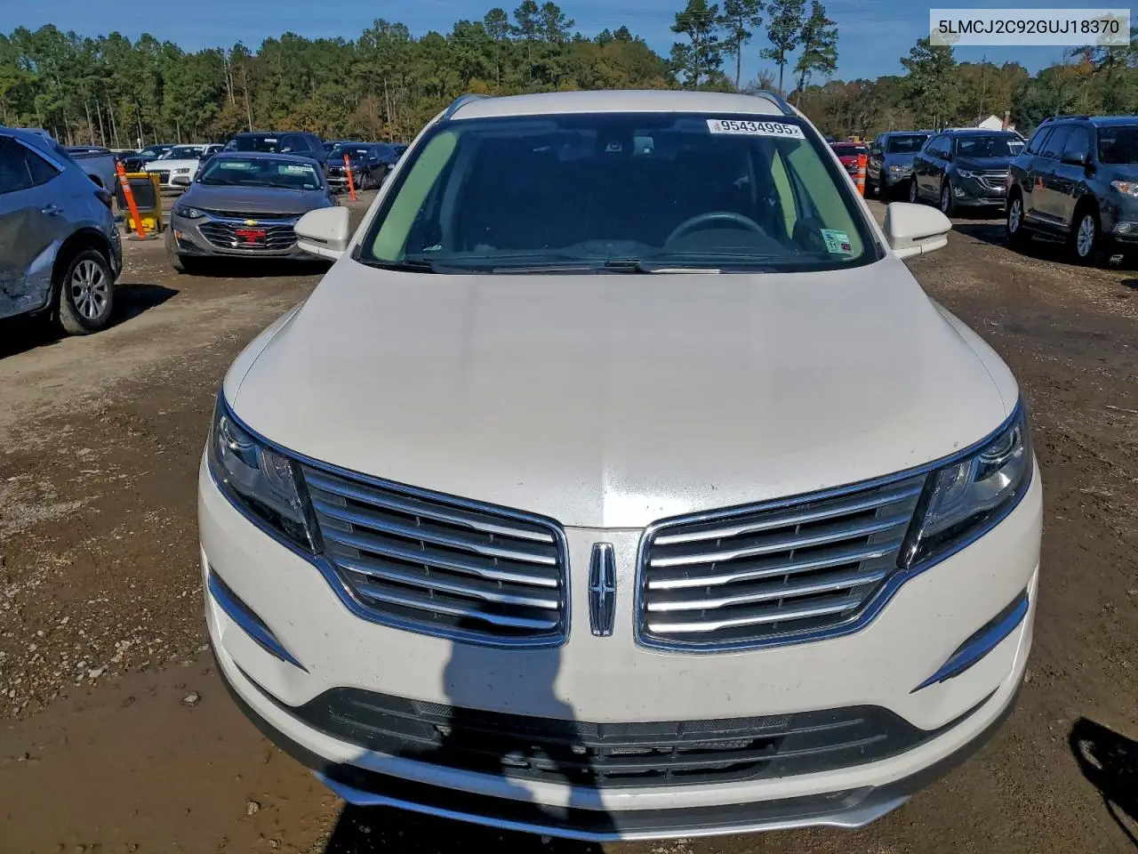 5LMCJ2C92GUJ18370 2016 Lincoln Mkc Select