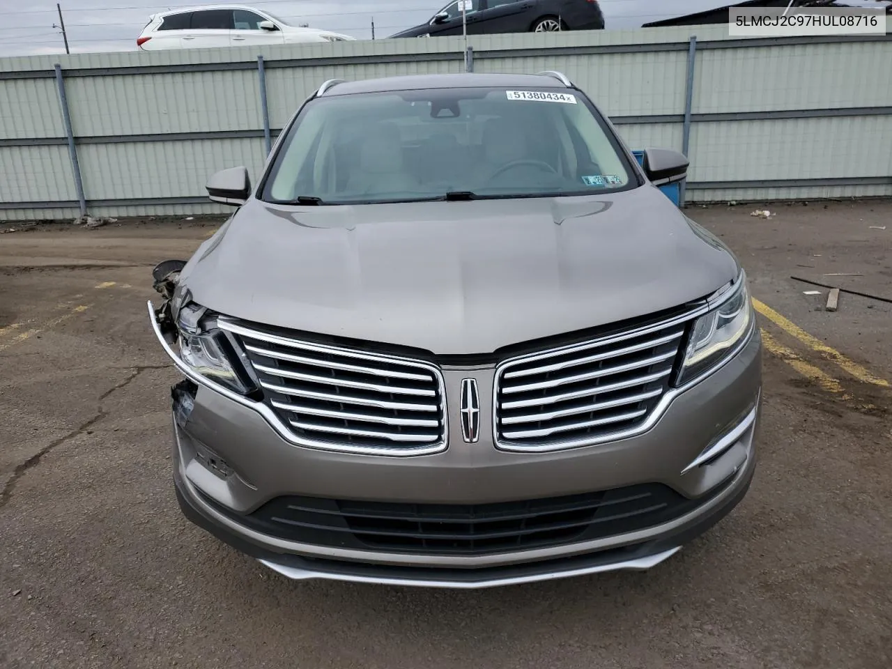 5LMCJ2C97HUL08716 2017 Lincoln Mkc Select