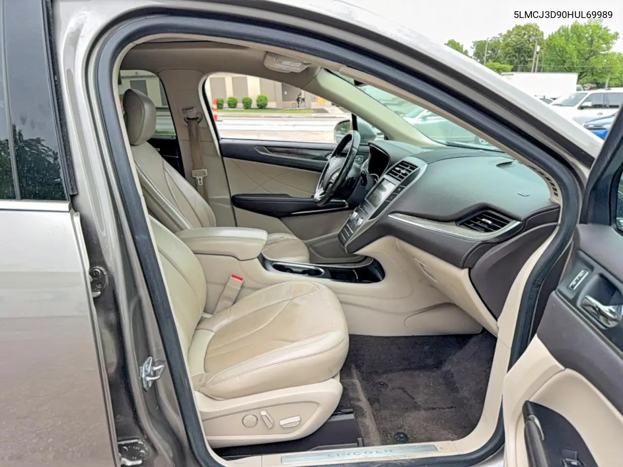 5LMCJ3D90HUL69989 2017 Lincoln Mkc Reserve