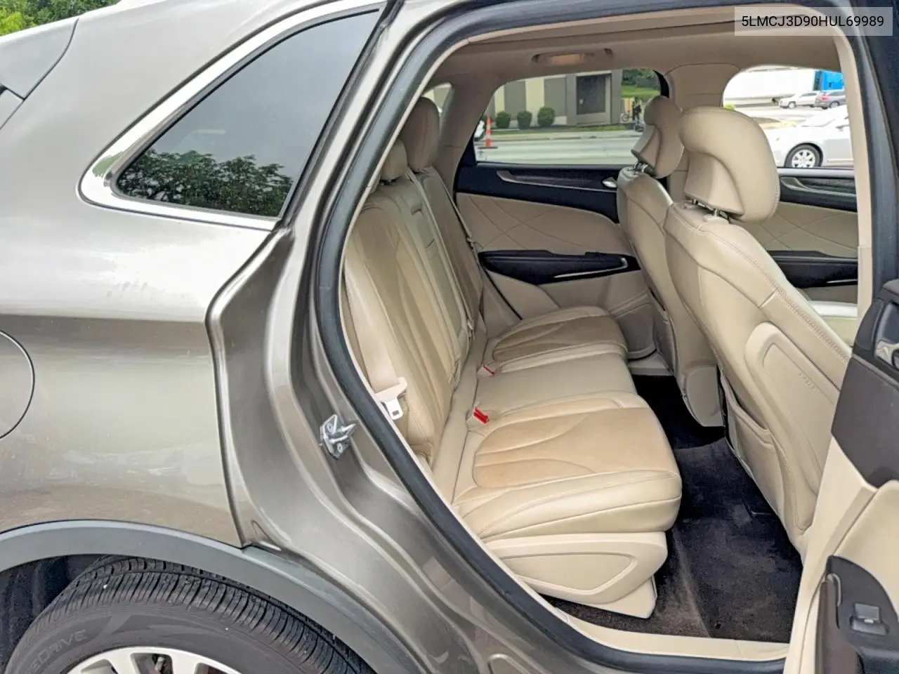 5LMCJ3D90HUL69989 2017 Lincoln Mkc Reserve