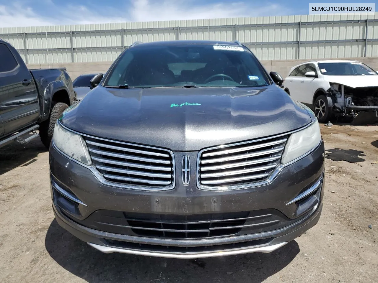 5LMCJ1C90HUL28249 2017 Lincoln Mkc Premiere