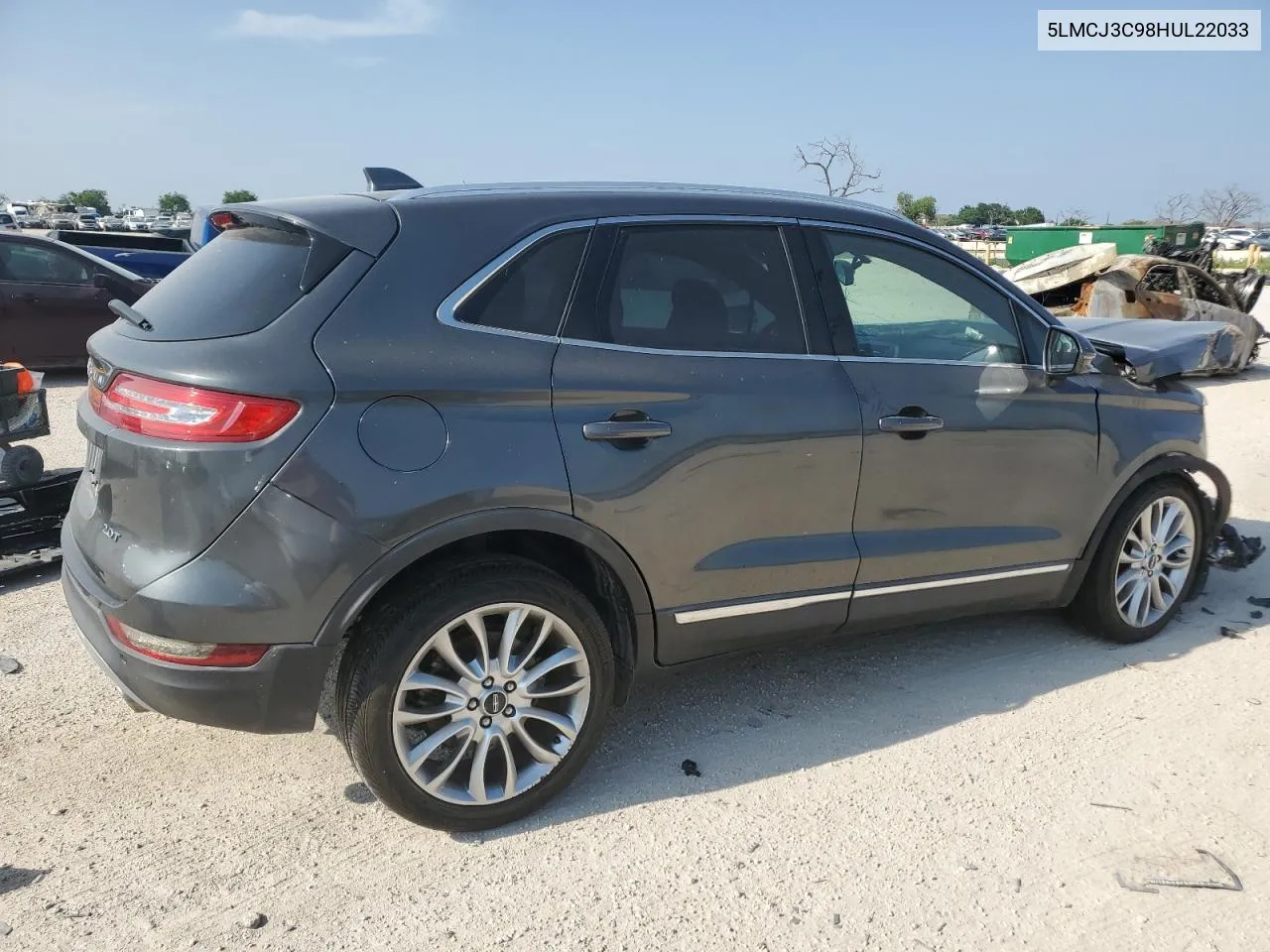 5LMCJ3C98HUL22033 2017 Lincoln Mkc Reserve