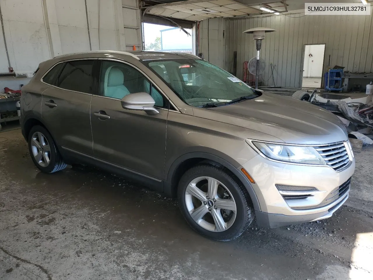 5LMCJ1C93HUL32781 2017 Lincoln Mkc Premiere