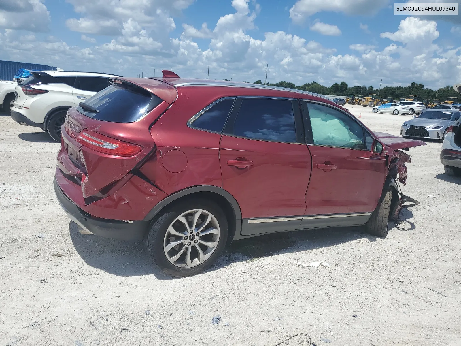 5LMCJ2C94HUL09340 2017 Lincoln Mkc Select