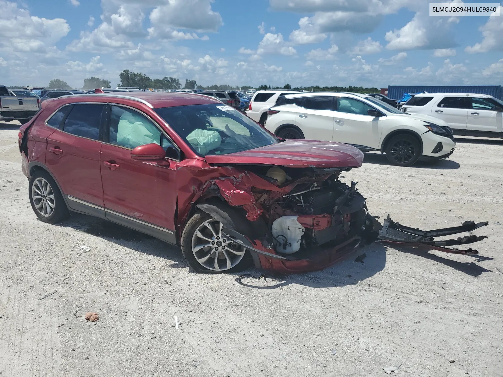 5LMCJ2C94HUL09340 2017 Lincoln Mkc Select