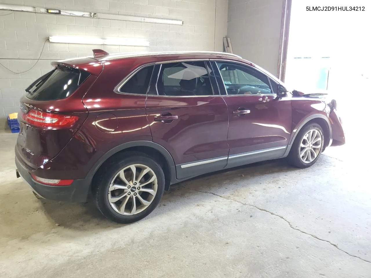 5LMCJ2D91HUL34212 2017 Lincoln Mkc Select