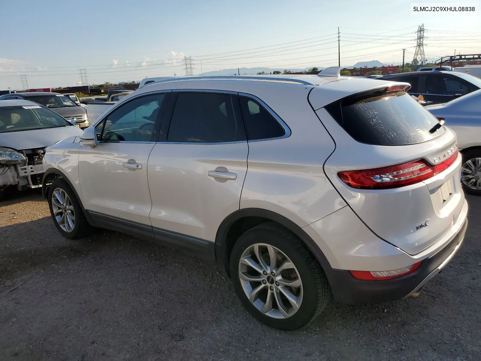 5LMCJ2C9XHUL08838 2017 Lincoln Mkc Select