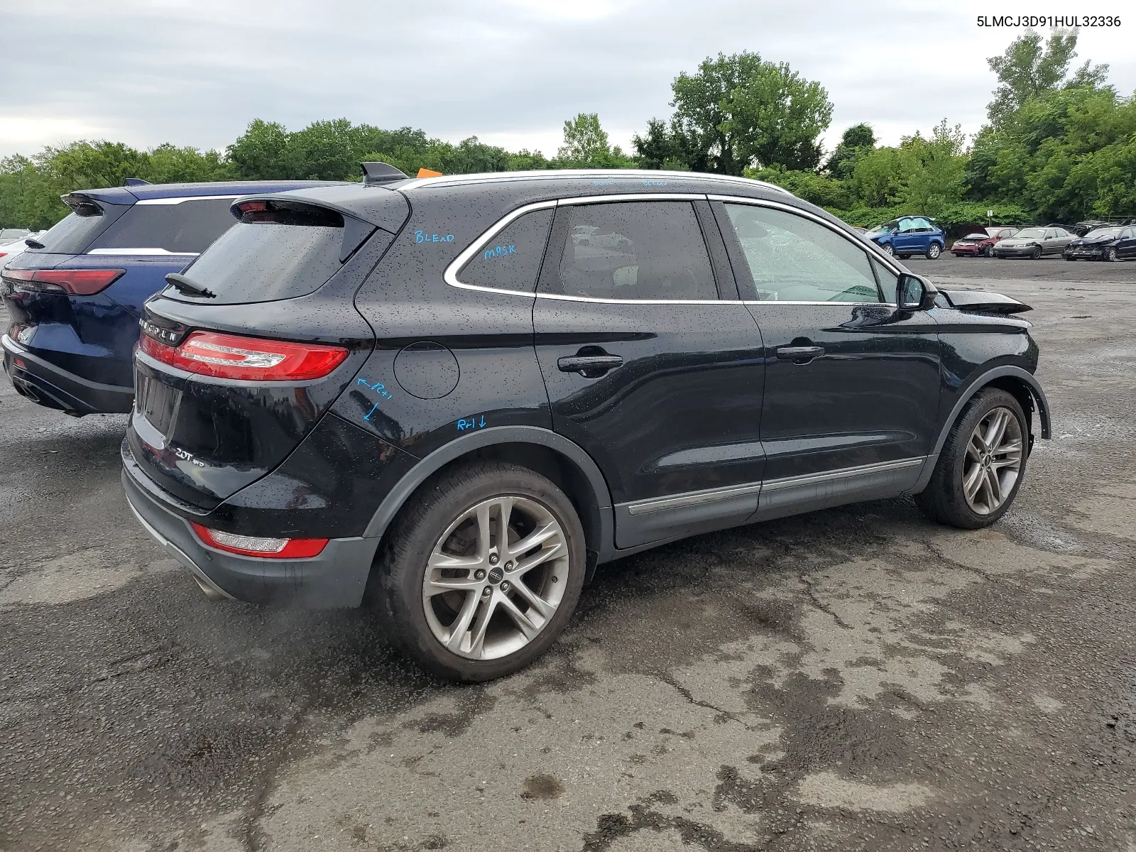 5LMCJ3D91HUL32336 2017 Lincoln Mkc Reserve