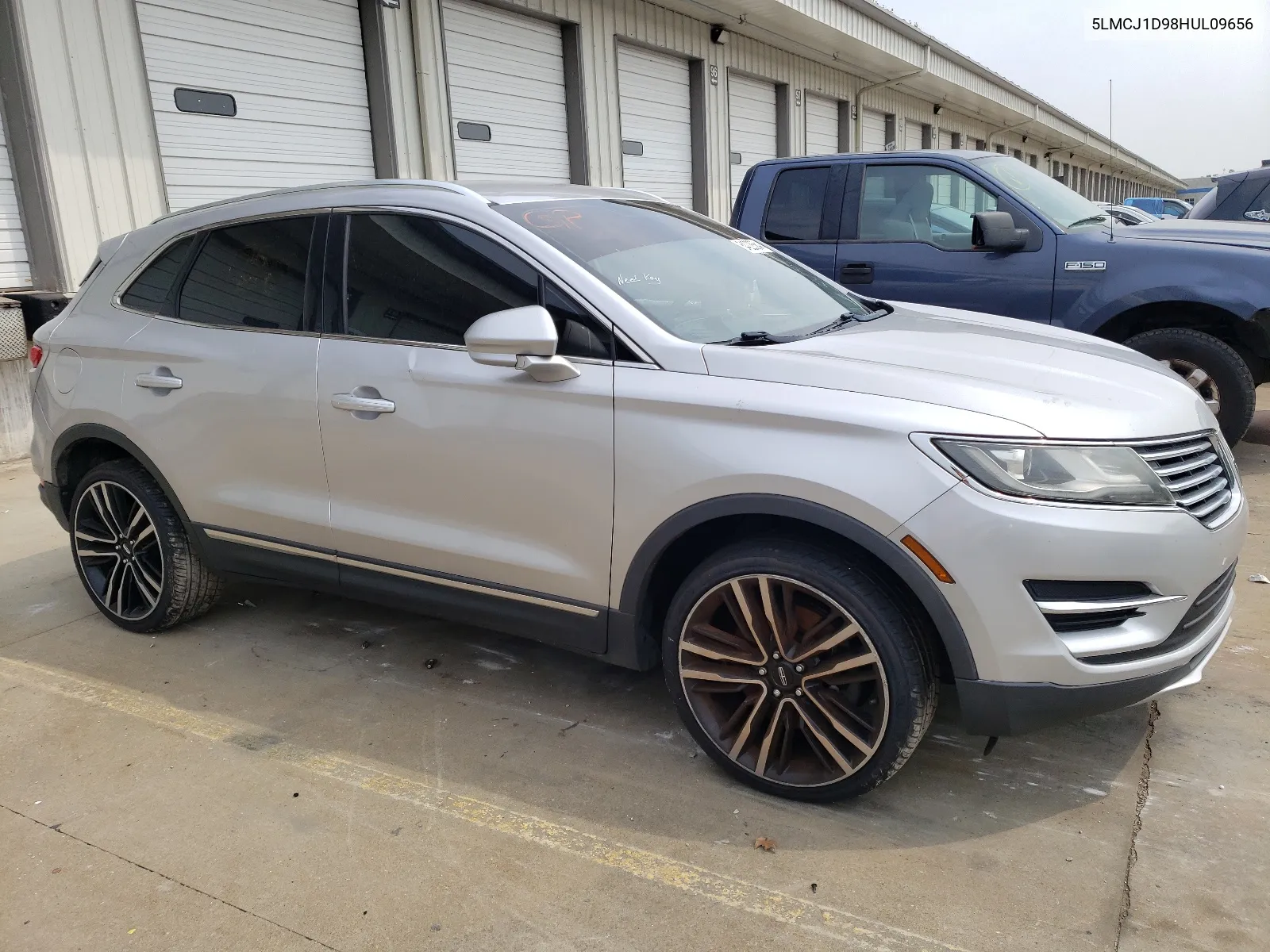 5LMCJ1D98HUL09656 2017 Lincoln Mkc Premiere