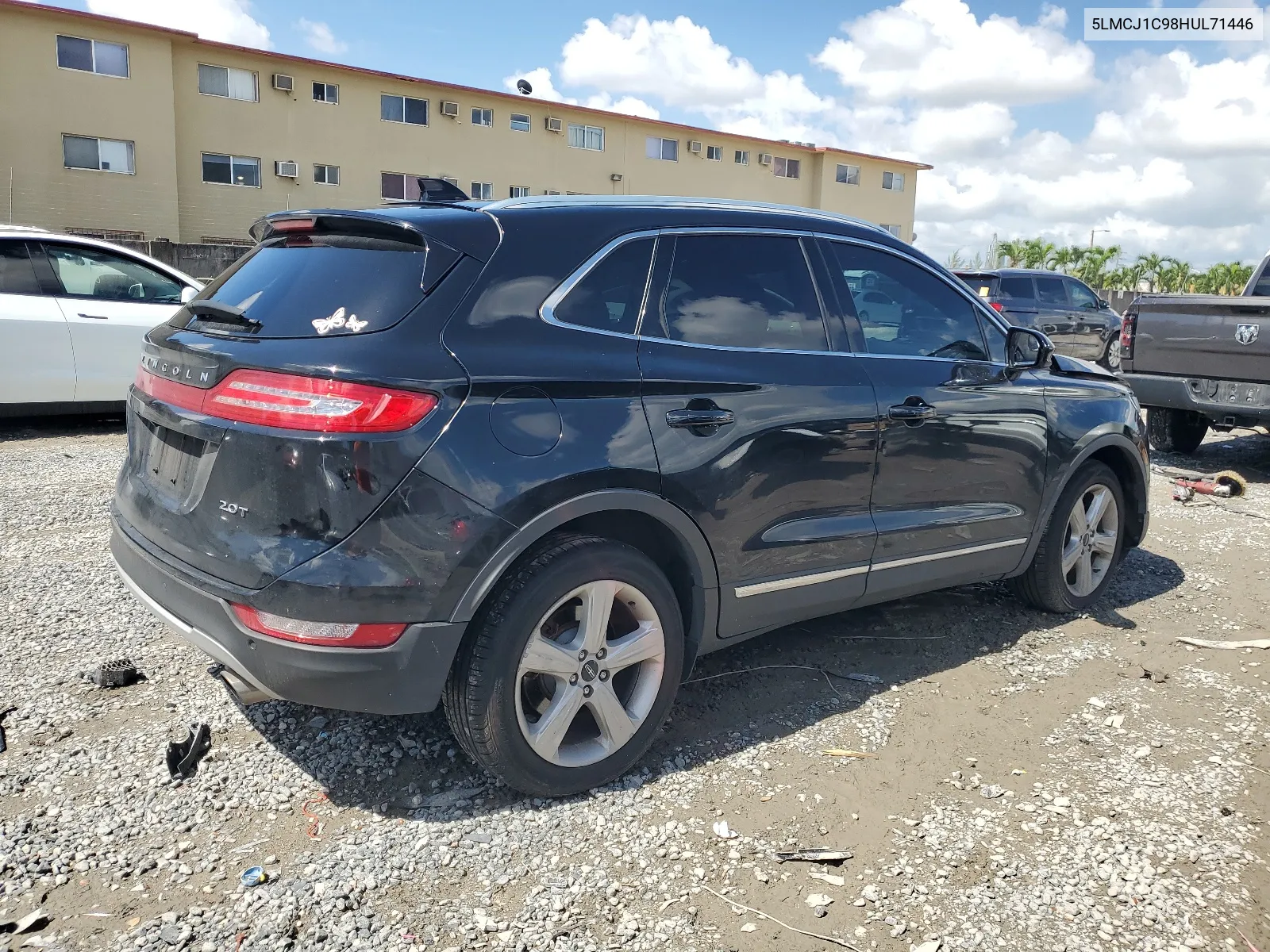 5LMCJ1C98HUL71446 2017 Lincoln Mkc Premiere