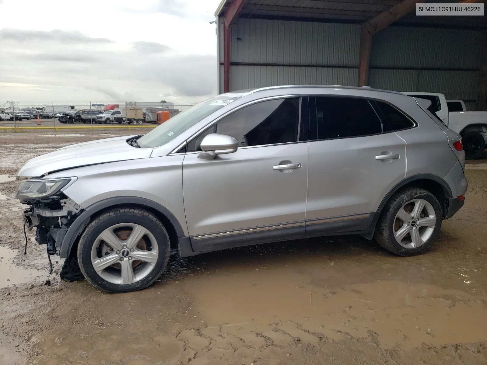 5LMCJ1C91HUL46226 2017 Lincoln Mkc Premiere