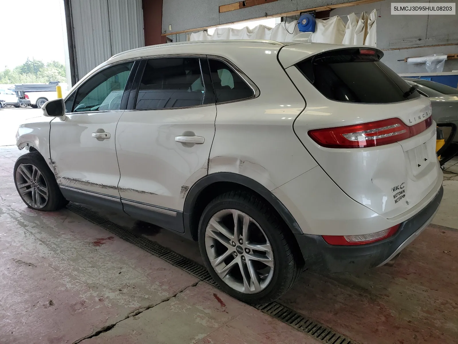 5LMCJ3D95HUL08203 2017 Lincoln Mkc Reserve