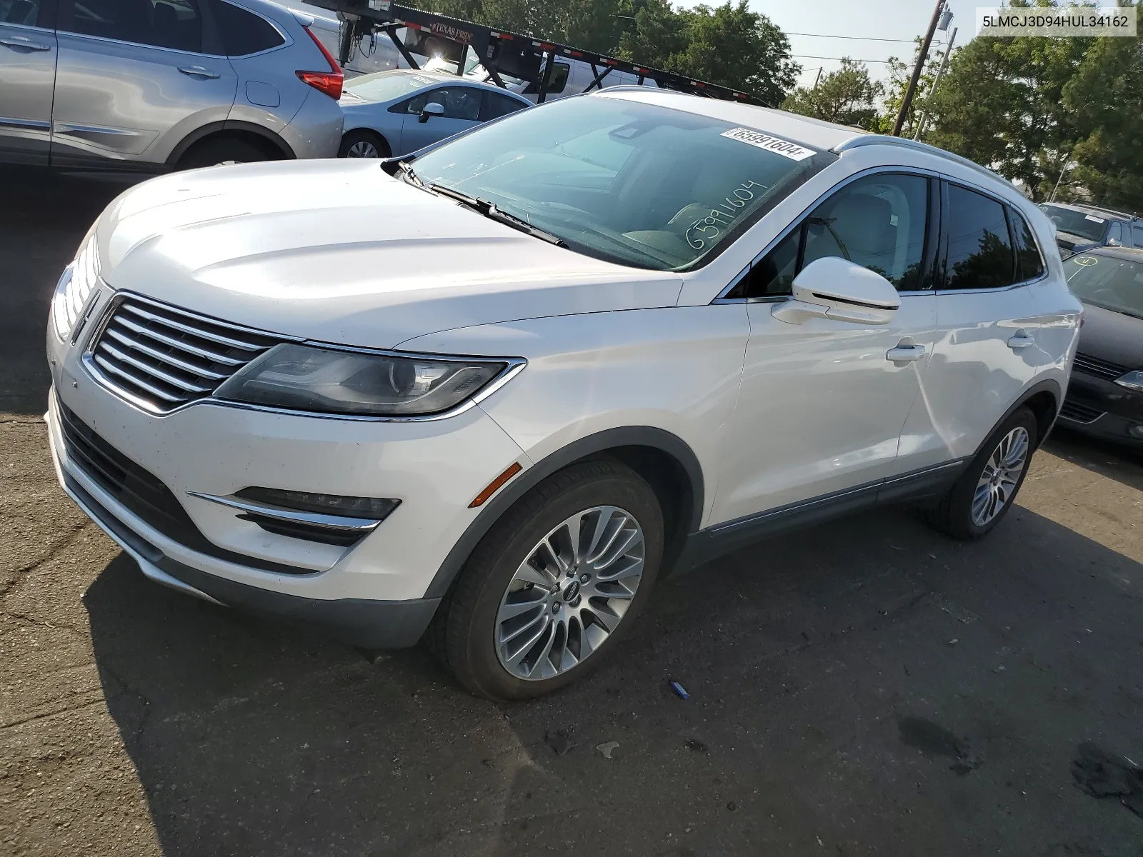 5LMCJ3D94HUL34162 2017 Lincoln Mkc Reserve