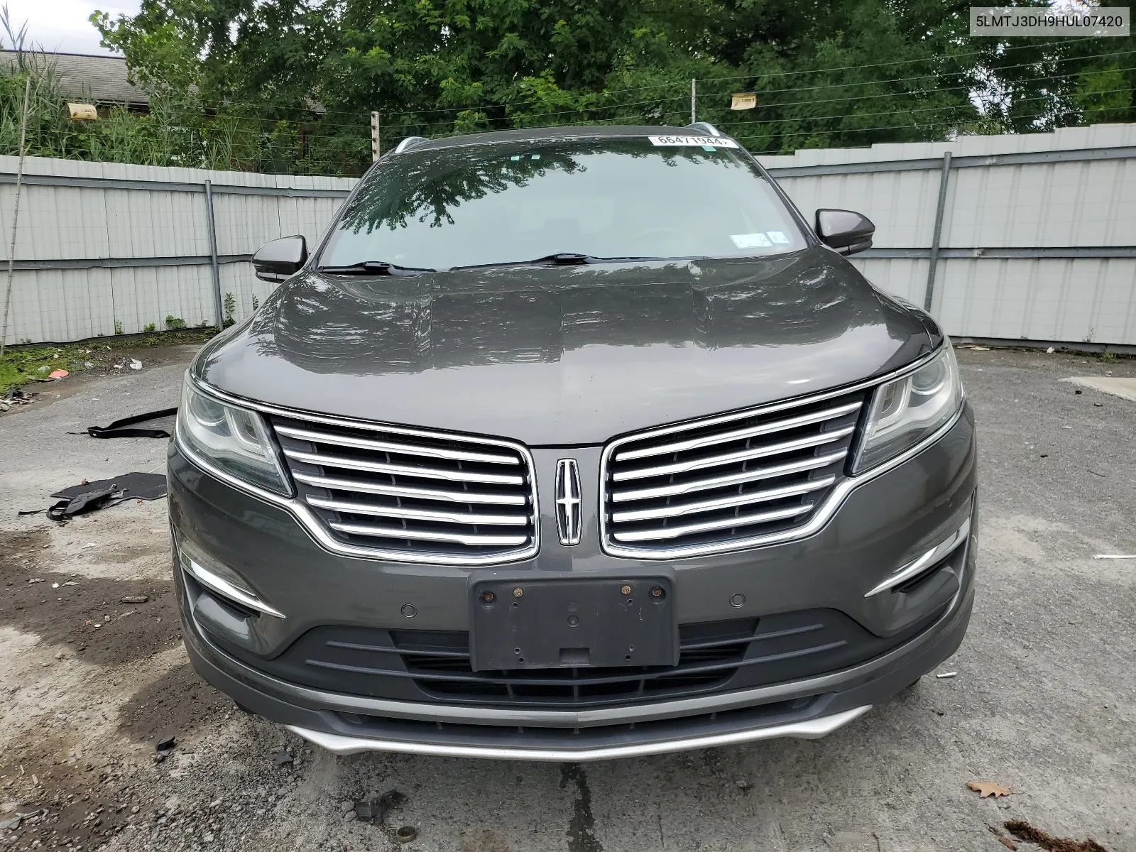 5LMTJ3DH9HUL07420 2017 Lincoln Mkc Reserve