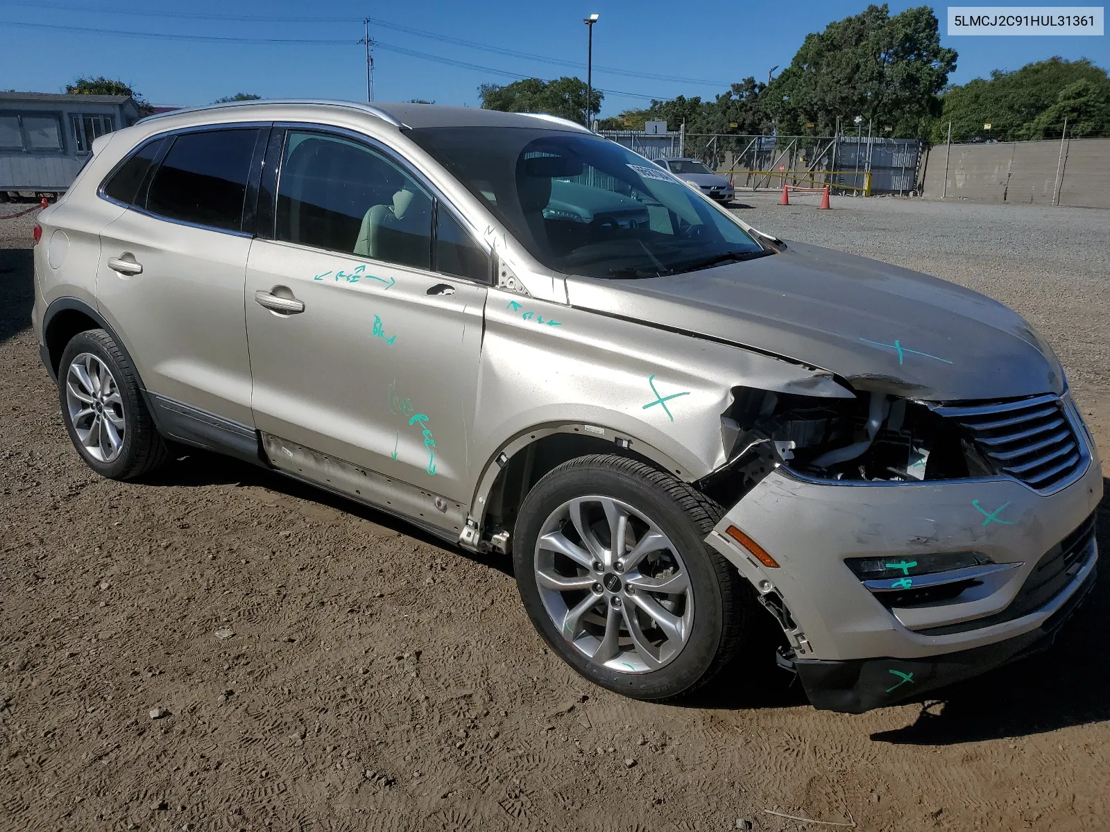 5LMCJ2C91HUL31361 2017 Lincoln Mkc Select