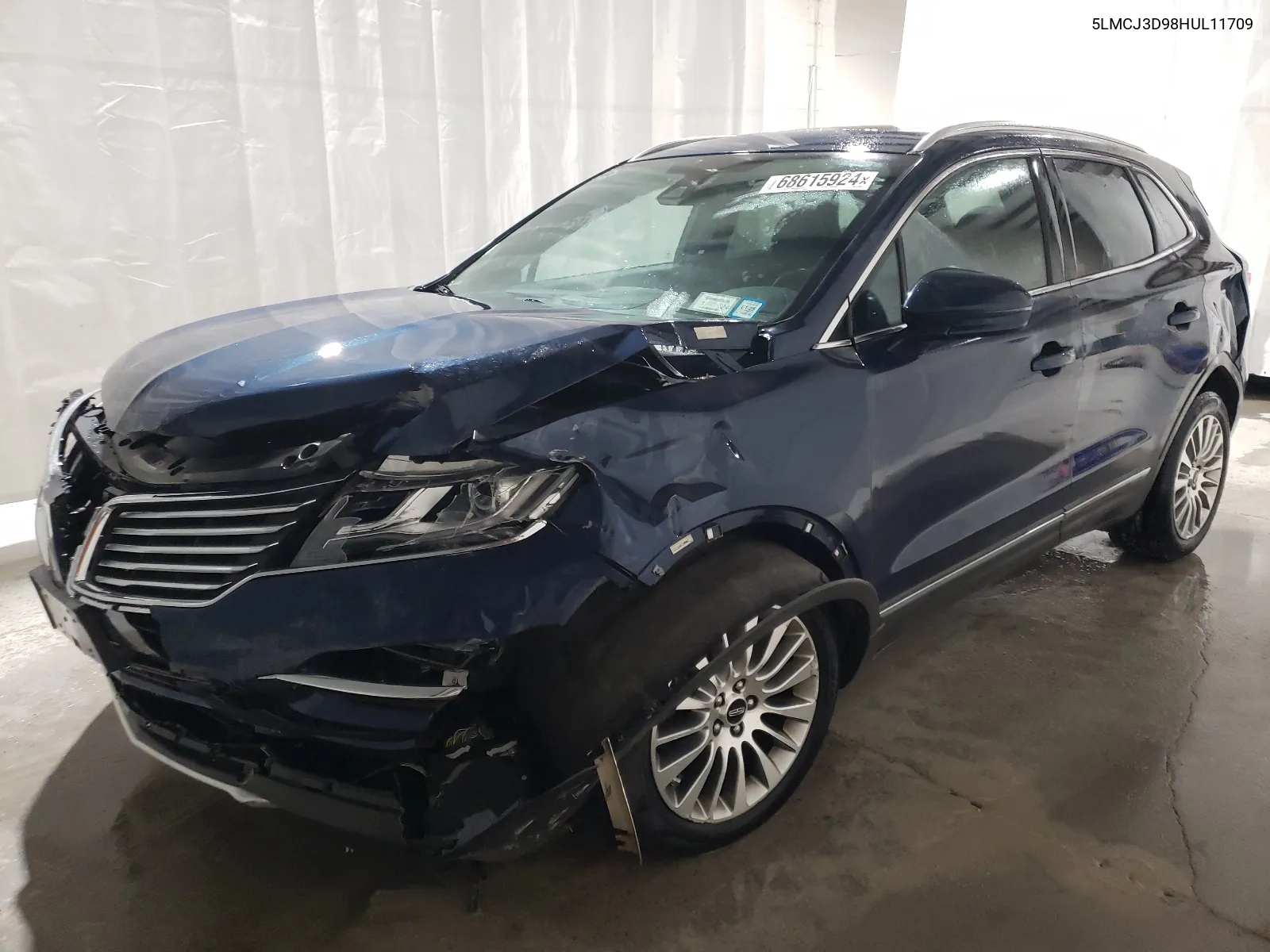 5LMCJ3D98HUL11709 2017 Lincoln Mkc Reserve