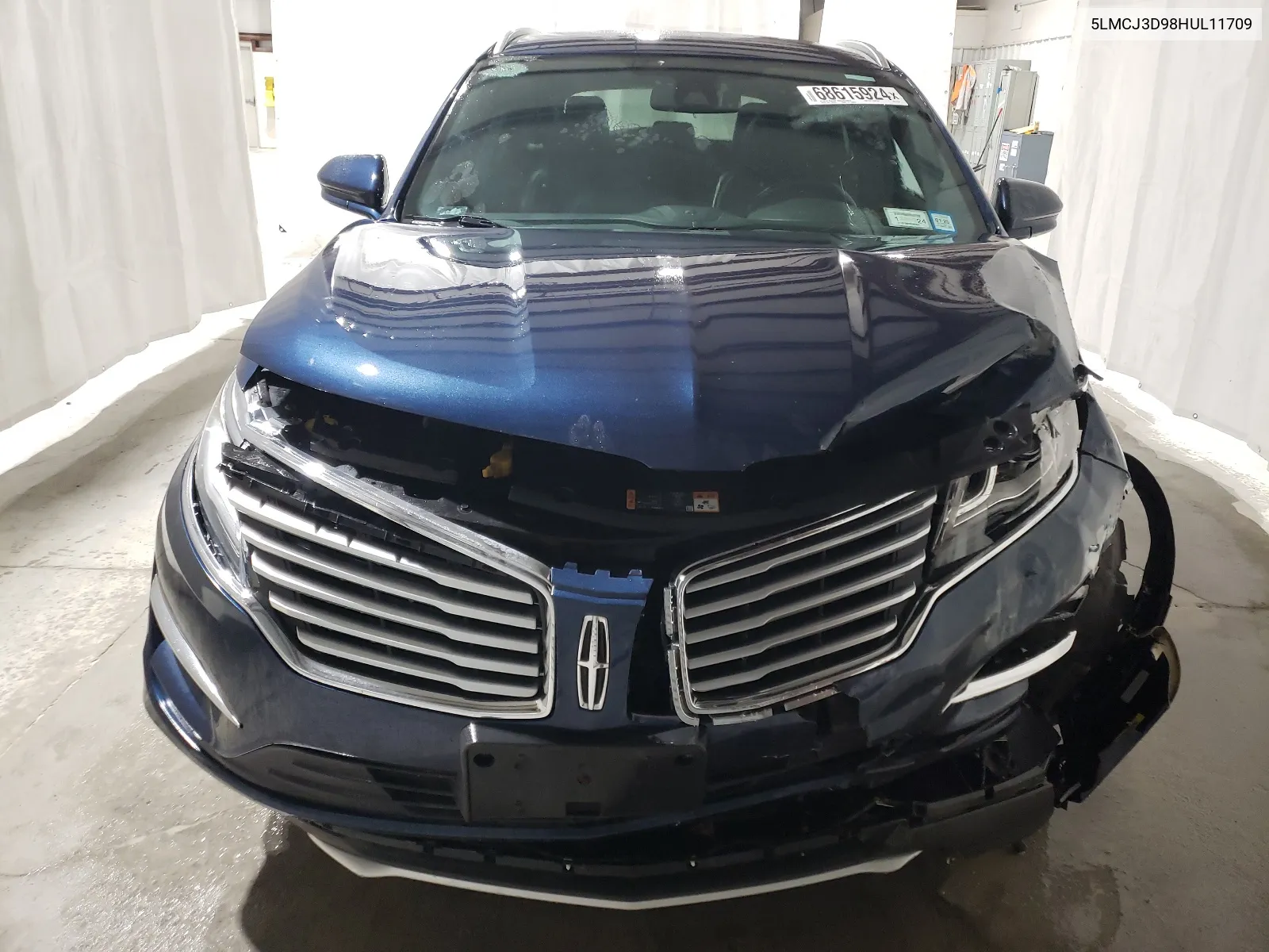 5LMCJ3D98HUL11709 2017 Lincoln Mkc Reserve