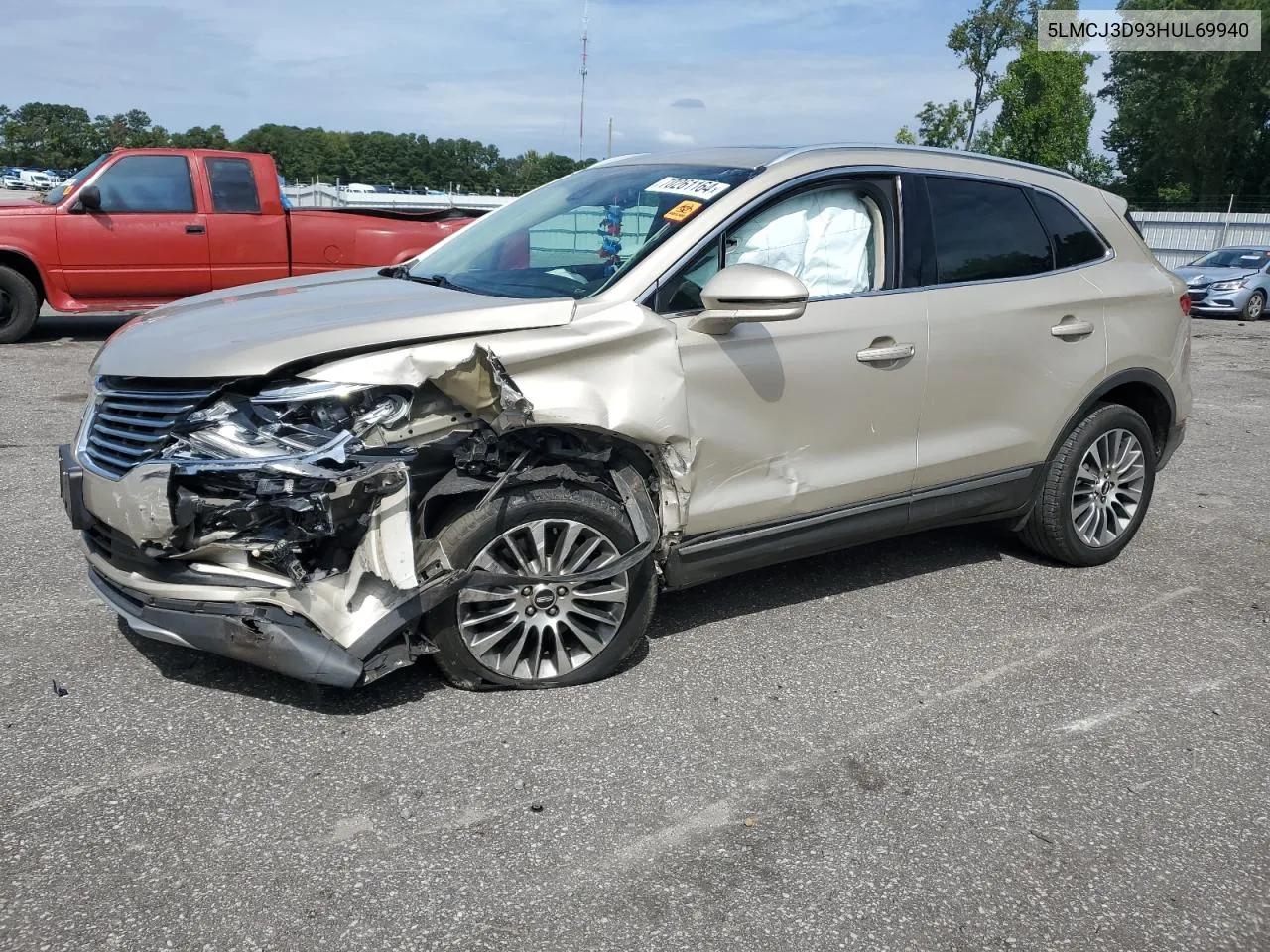 5LMCJ3D93HUL69940 2017 Lincoln Mkc Reserve