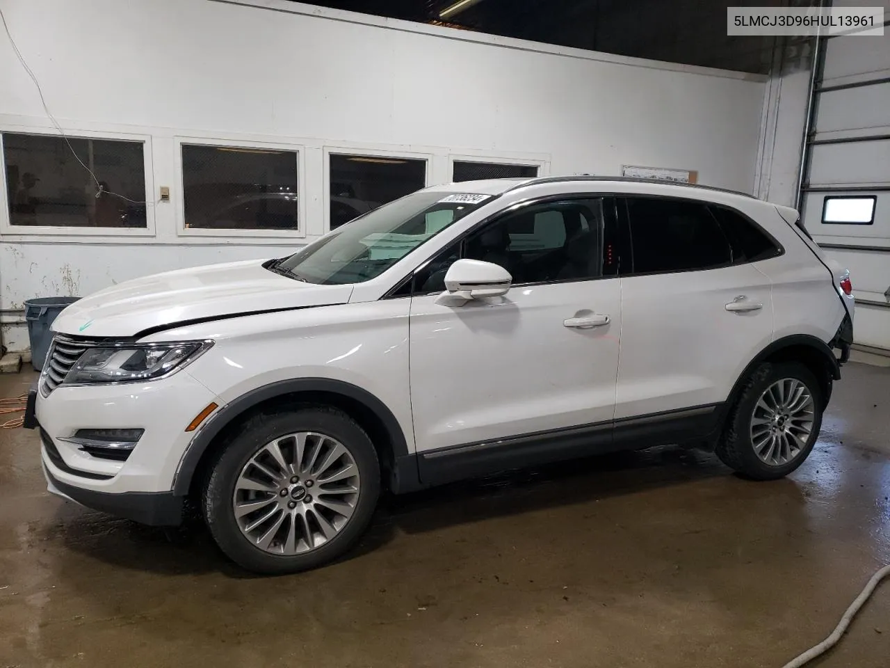 5LMCJ3D96HUL13961 2017 Lincoln Mkc Reserve