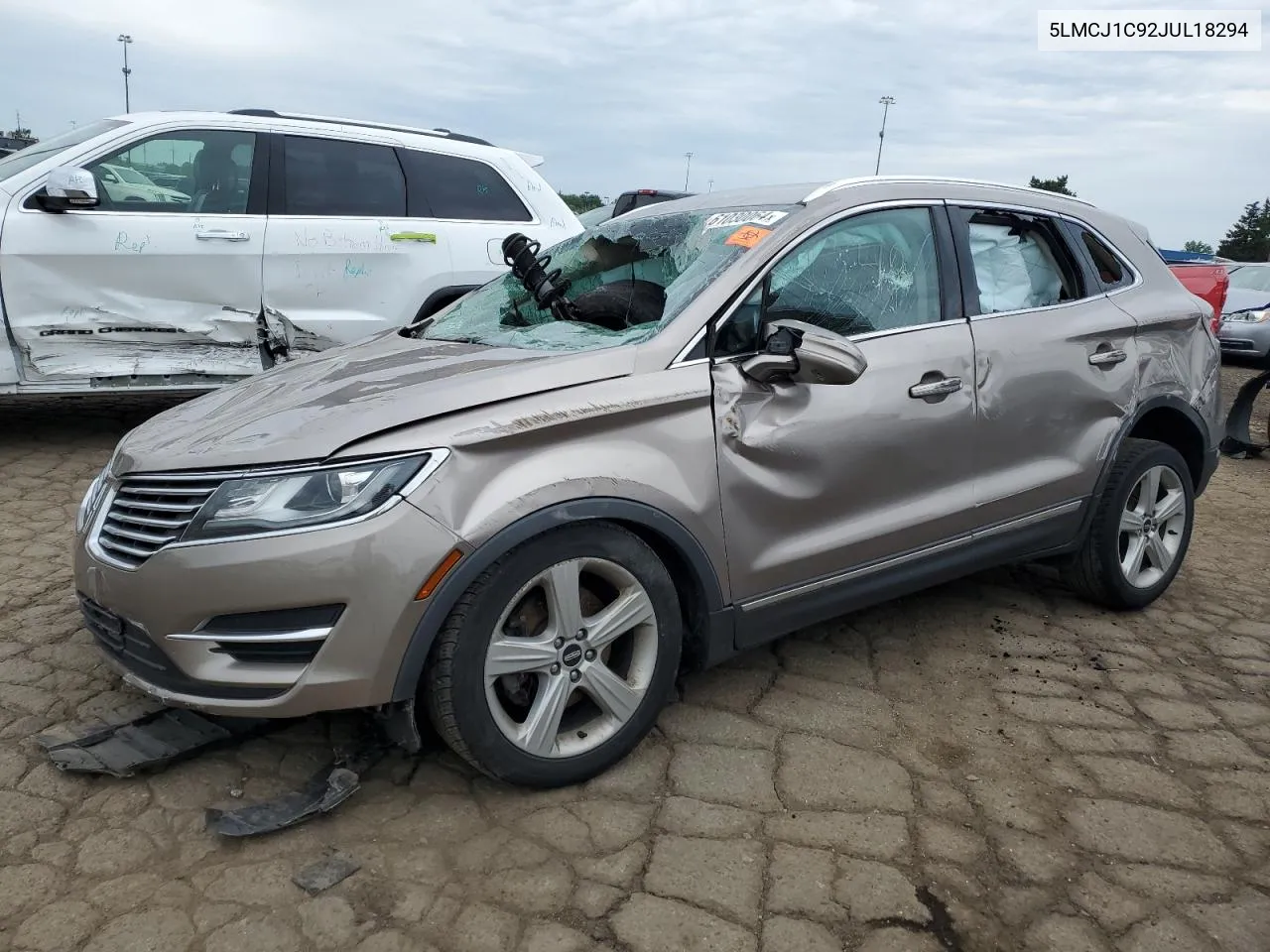 2018 Lincoln Mkc Premiere VIN: 5LMCJ1C92JUL18294 Lot: 61030064