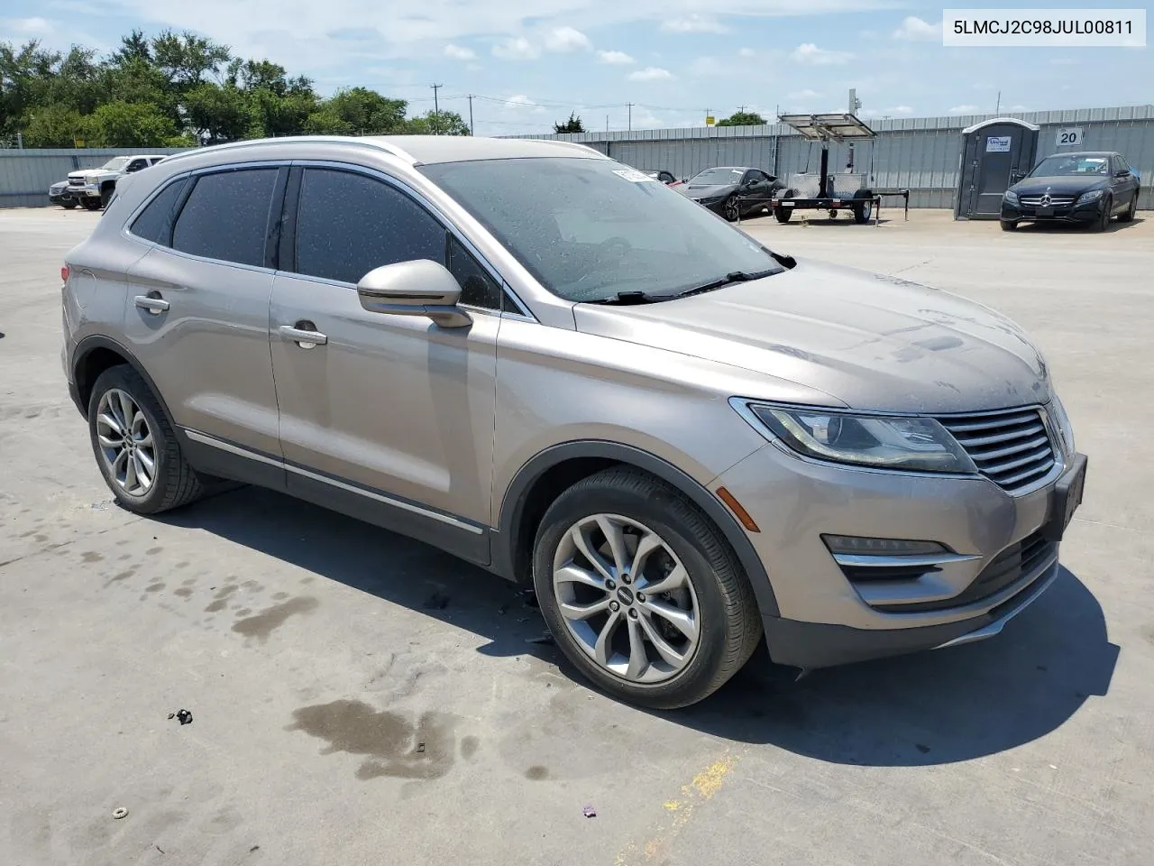 2018 Lincoln Mkc Select VIN: 5LMCJ2C98JUL00811 Lot: 61105974