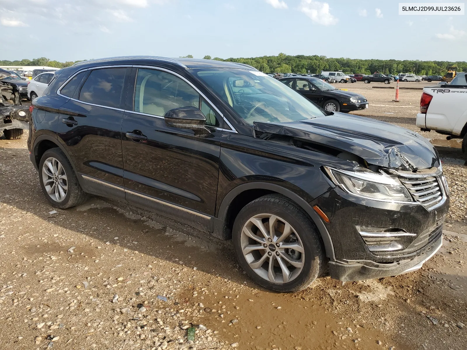 5LMCJ2D99JUL23626 2018 Lincoln Mkc Select