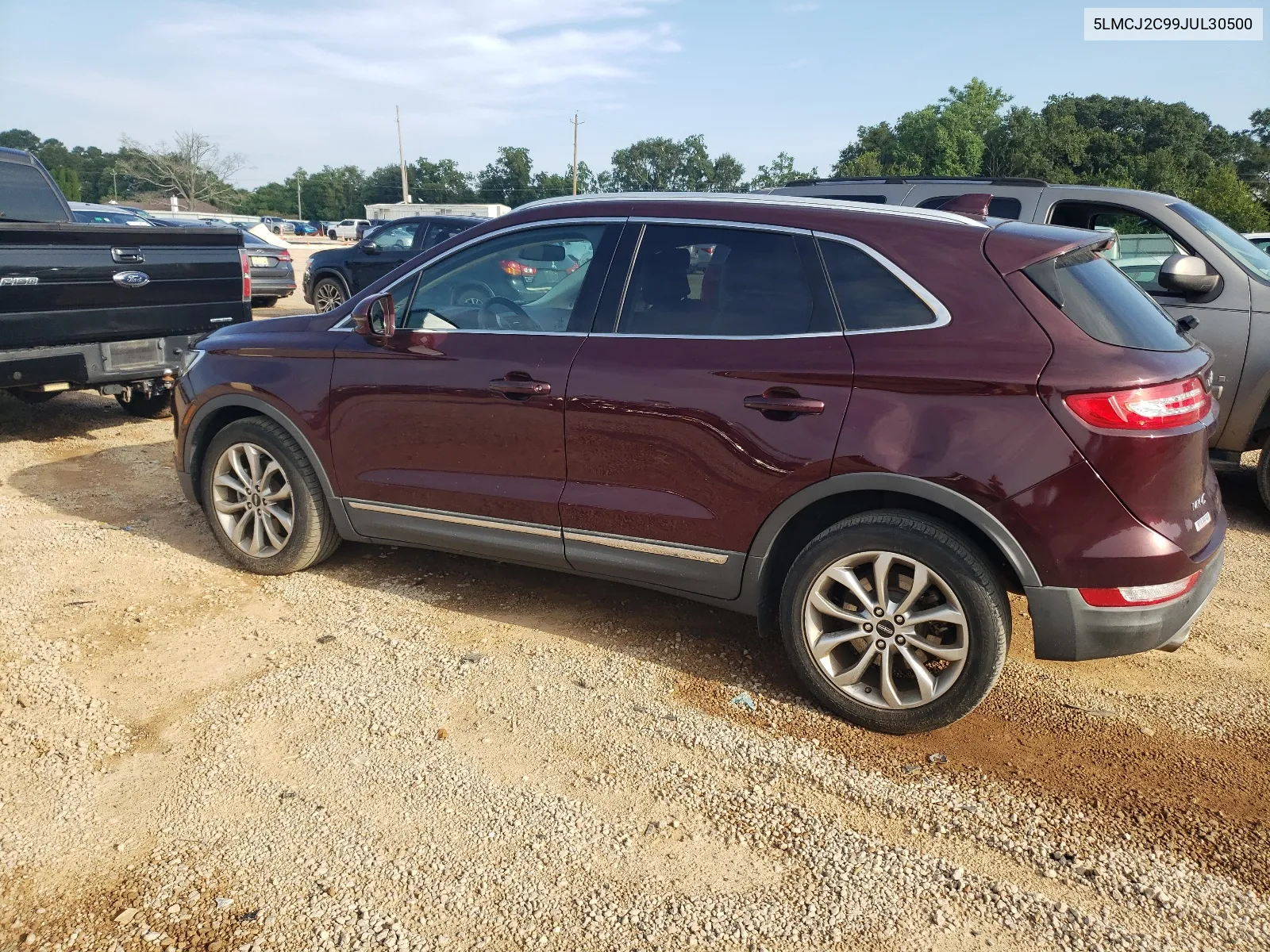 5LMCJ2C99JUL30500 2018 Lincoln Mkc Select