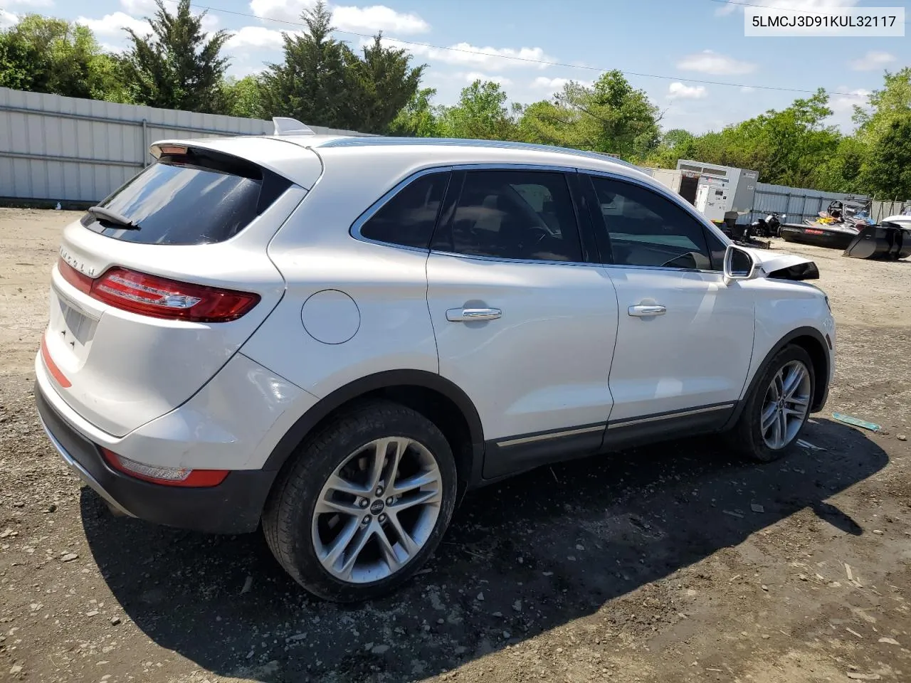 5LMCJ3D91KUL32117 2019 Lincoln Mkc Reserve