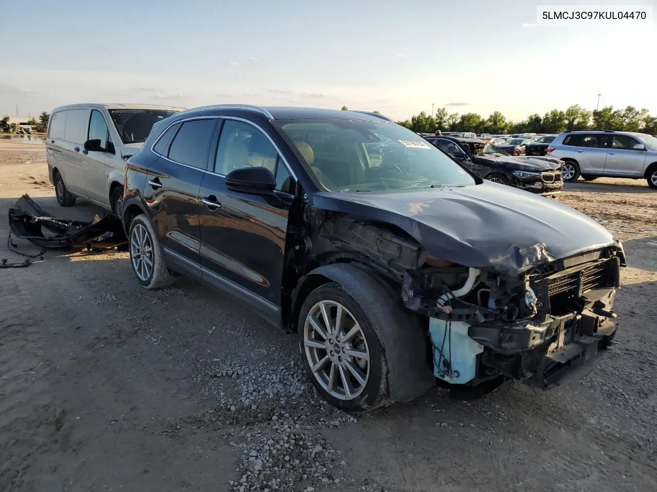 5LMCJ3C97KUL04470 2019 Lincoln Mkc Reserve