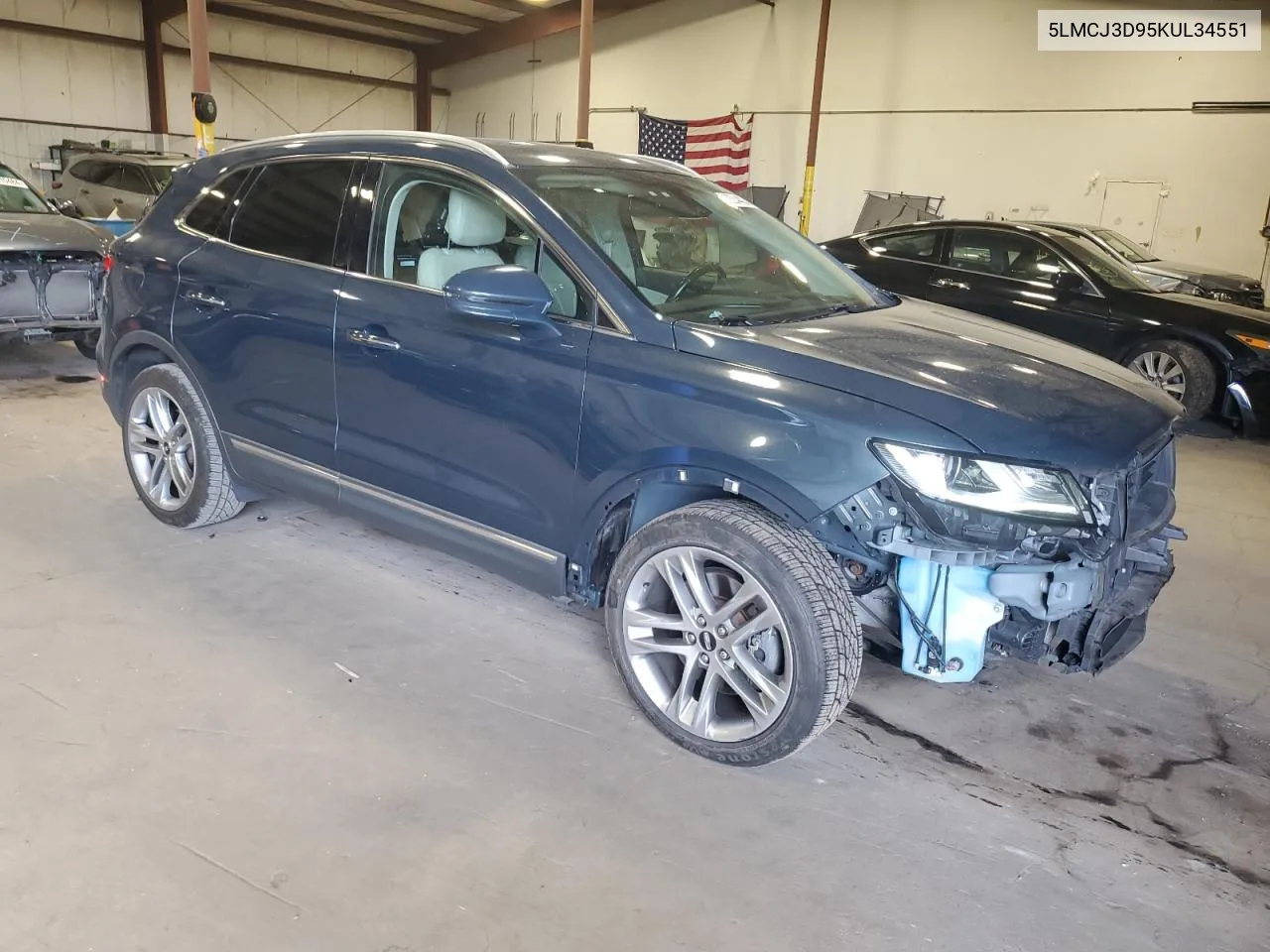 5LMCJ3D95KUL34551 2019 Lincoln Mkc Reserve