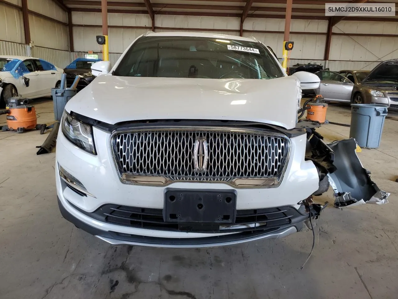 5LMCJ2D9XKUL16010 2019 Lincoln Mkc Select