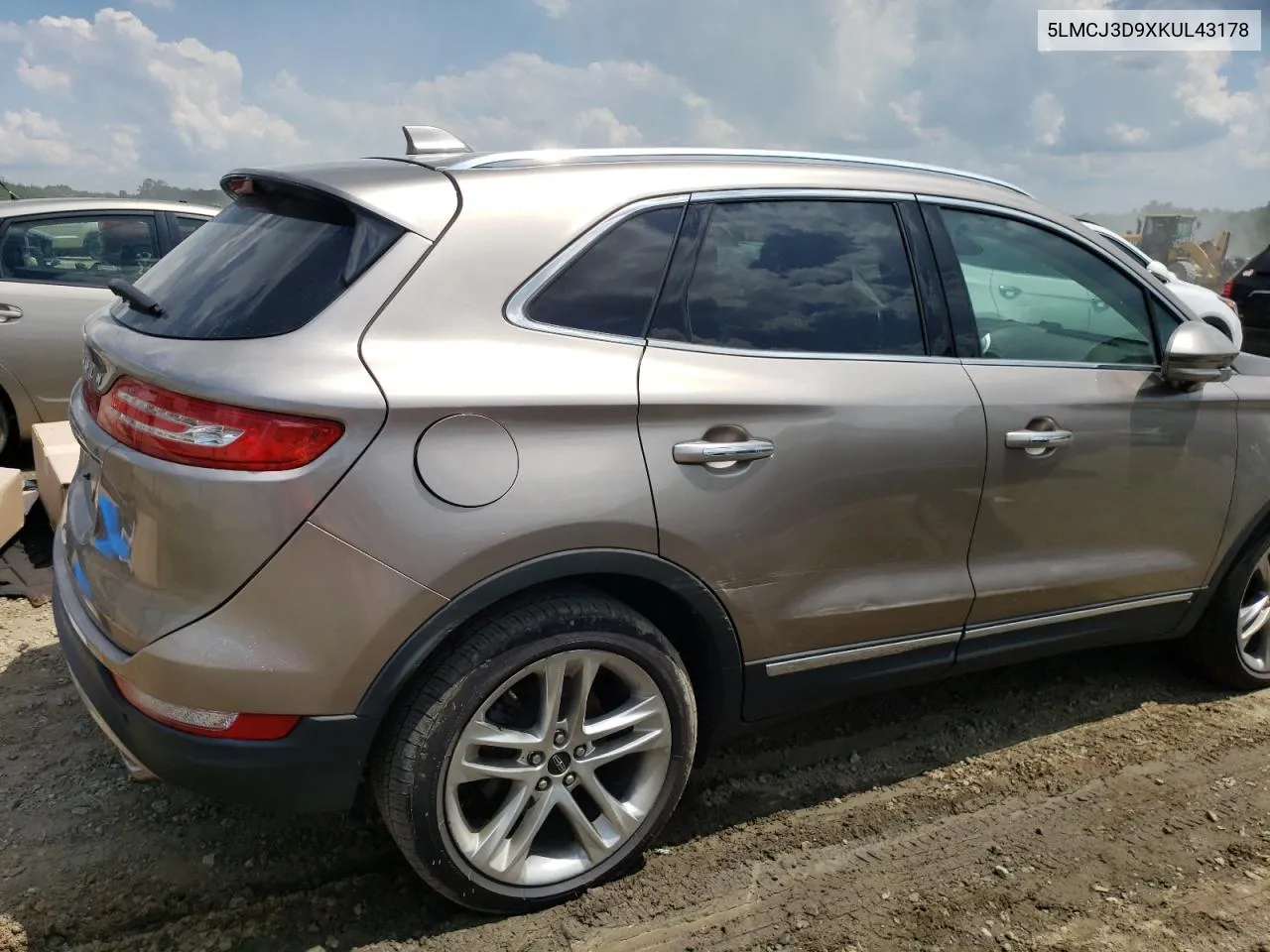 5LMCJ3D9XKUL43178 2019 Lincoln Mkc Reserve