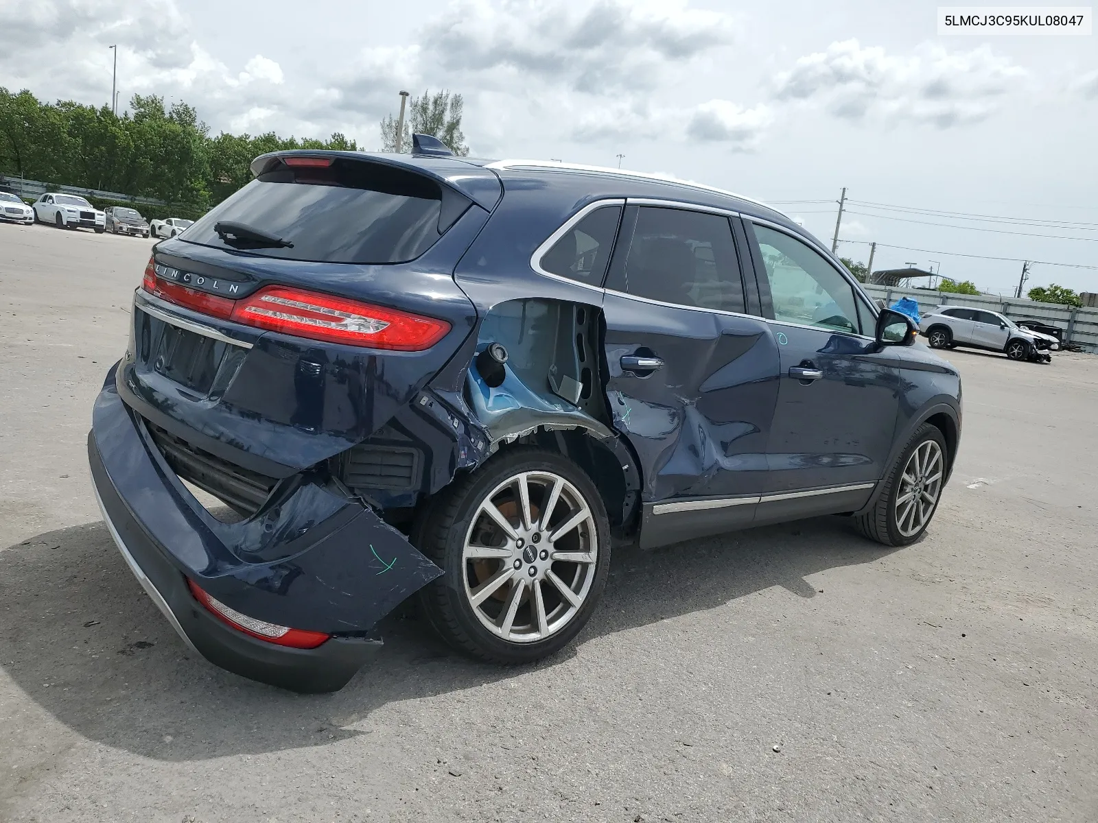 5LMCJ3C95KUL08047 2019 Lincoln Mkc Reserve