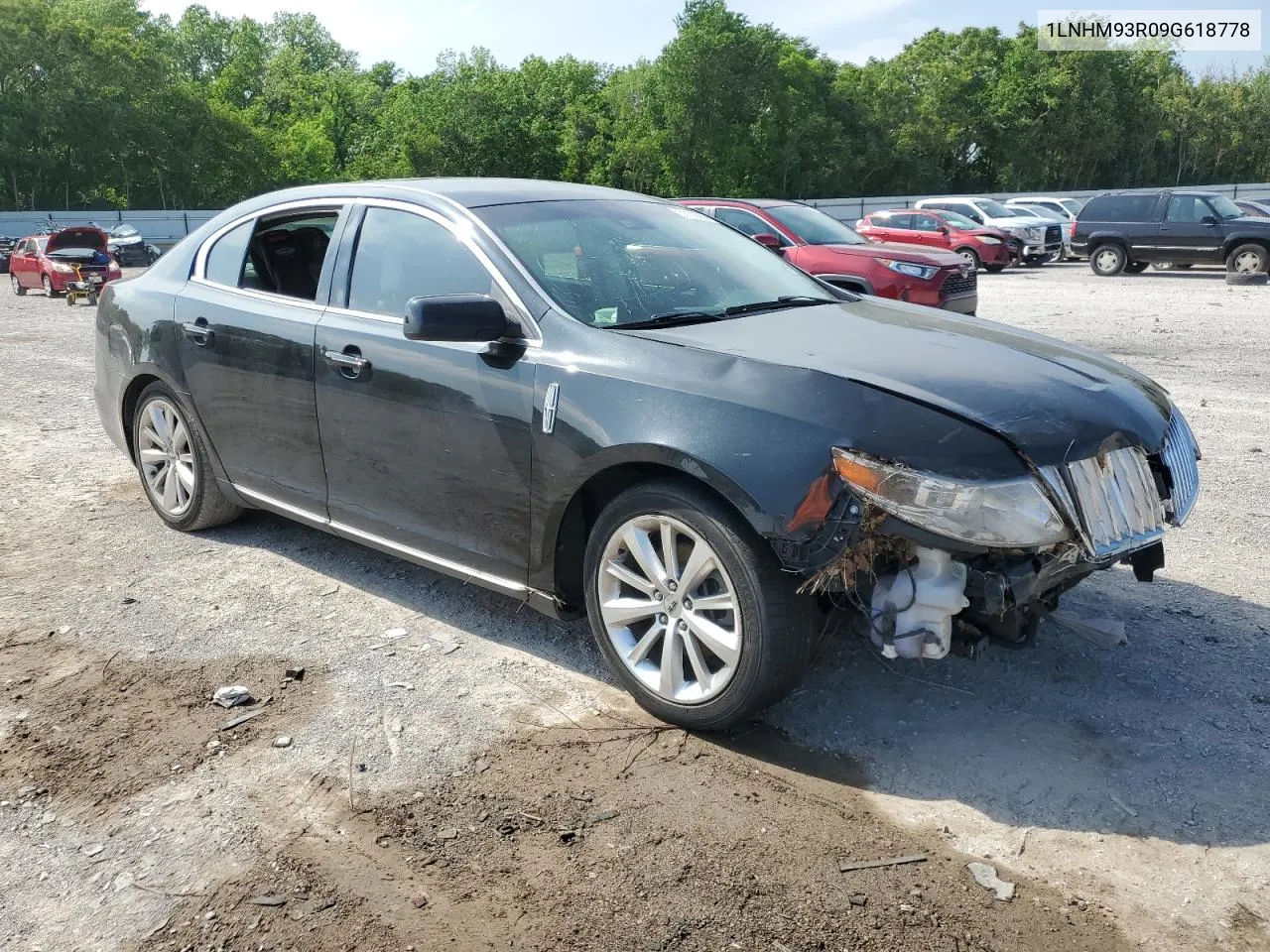 1LNHM93R09G618778 2009 Lincoln Mks