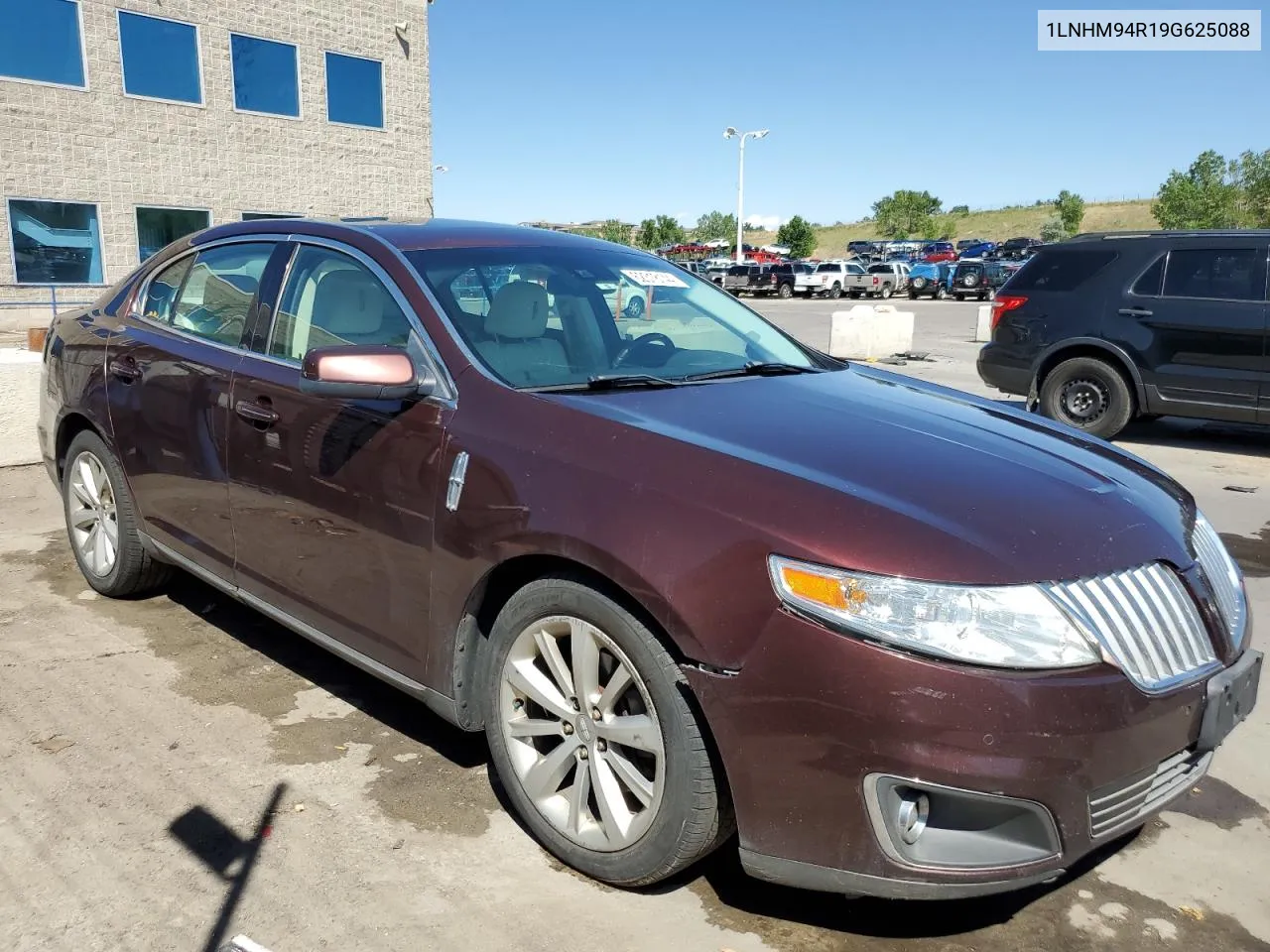 2009 Lincoln Mks VIN: 1LNHM94R19G625088 Lot: 62318144