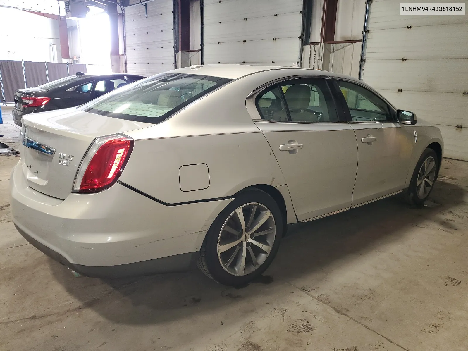 2009 Lincoln Mks VIN: 1LNHM94R49G618152 Lot: 65140684