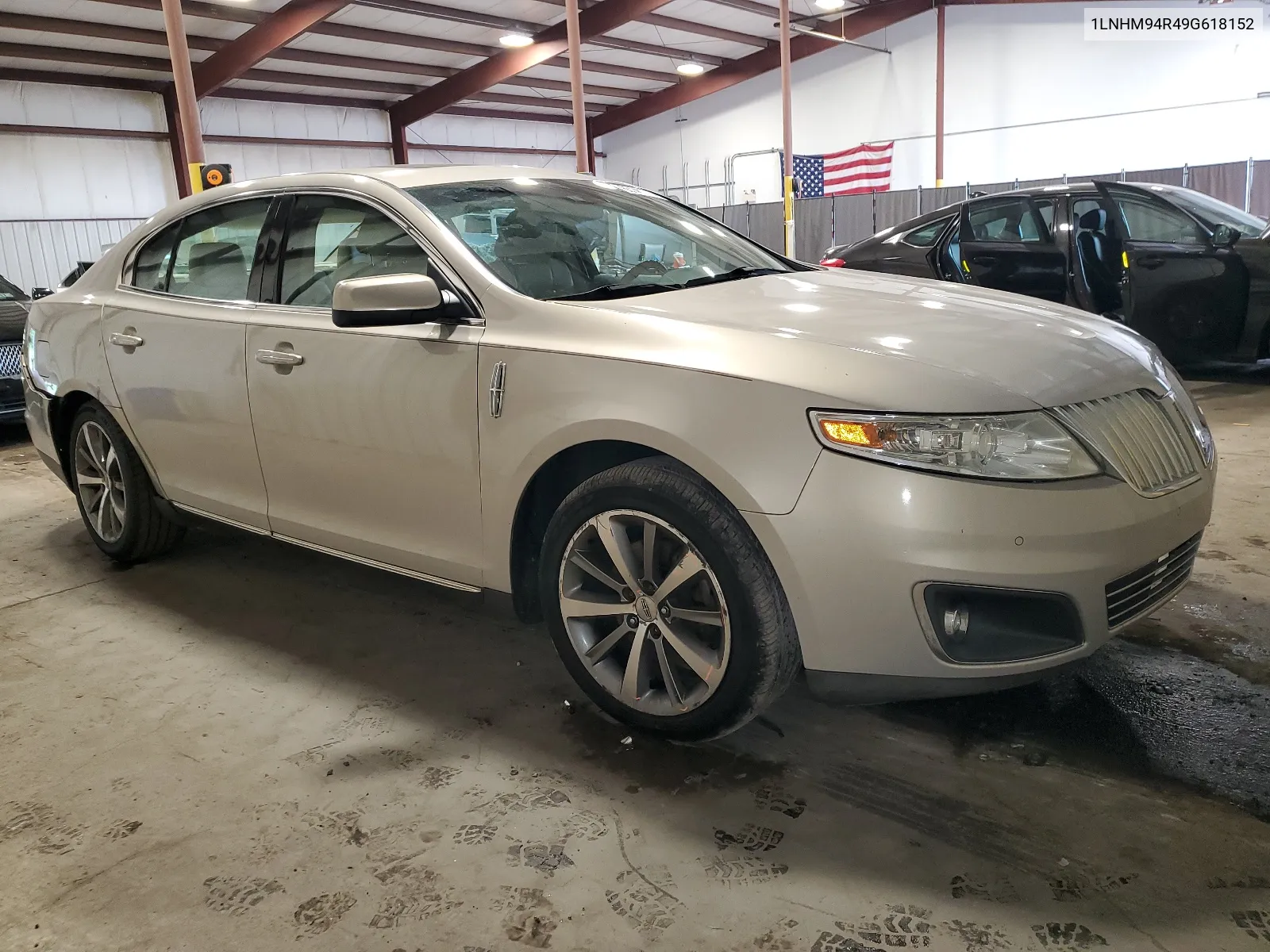 2009 Lincoln Mks VIN: 1LNHM94R49G618152 Lot: 65140684