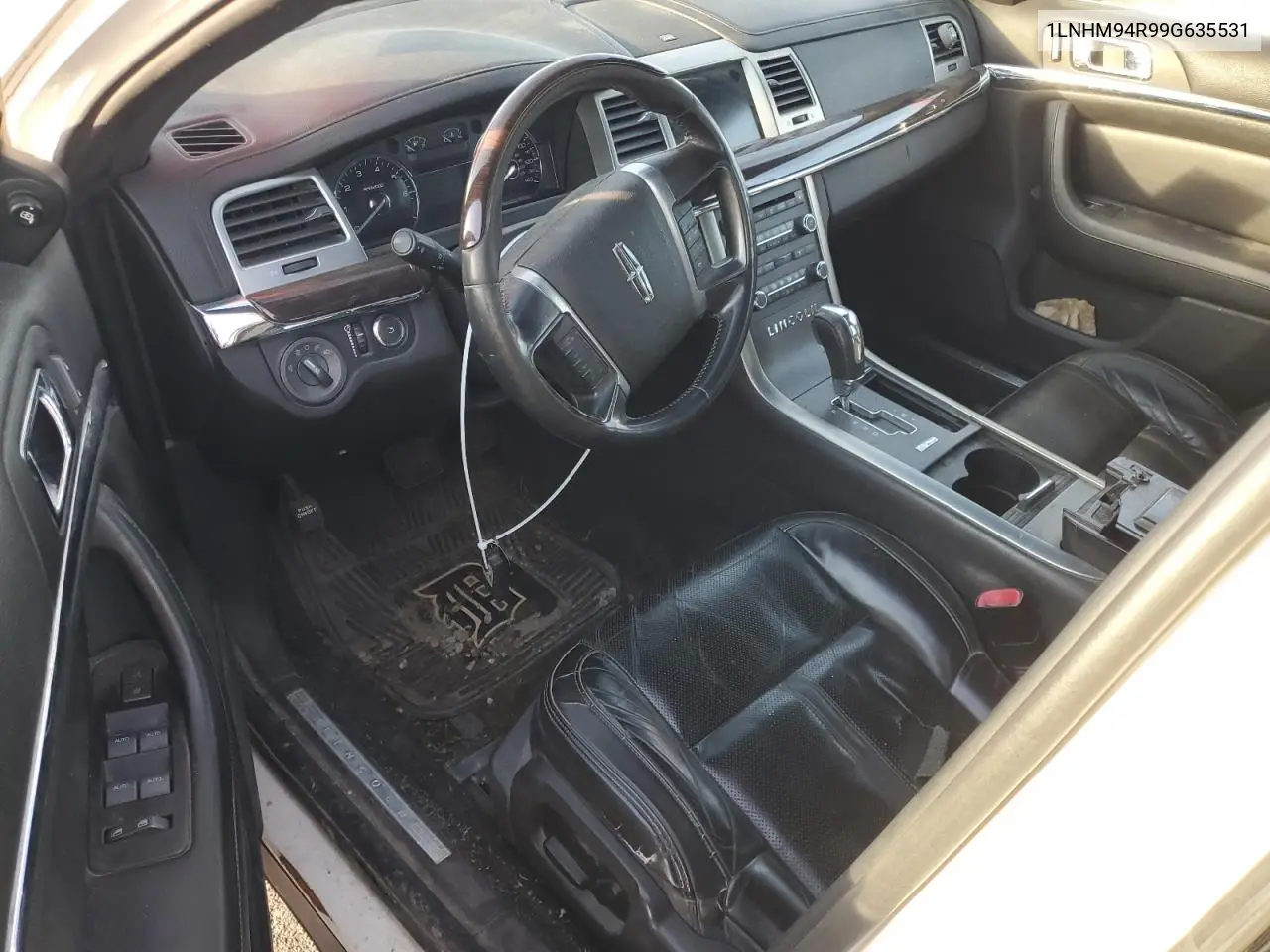 1LNHM94R99G635531 2009 Lincoln Mks