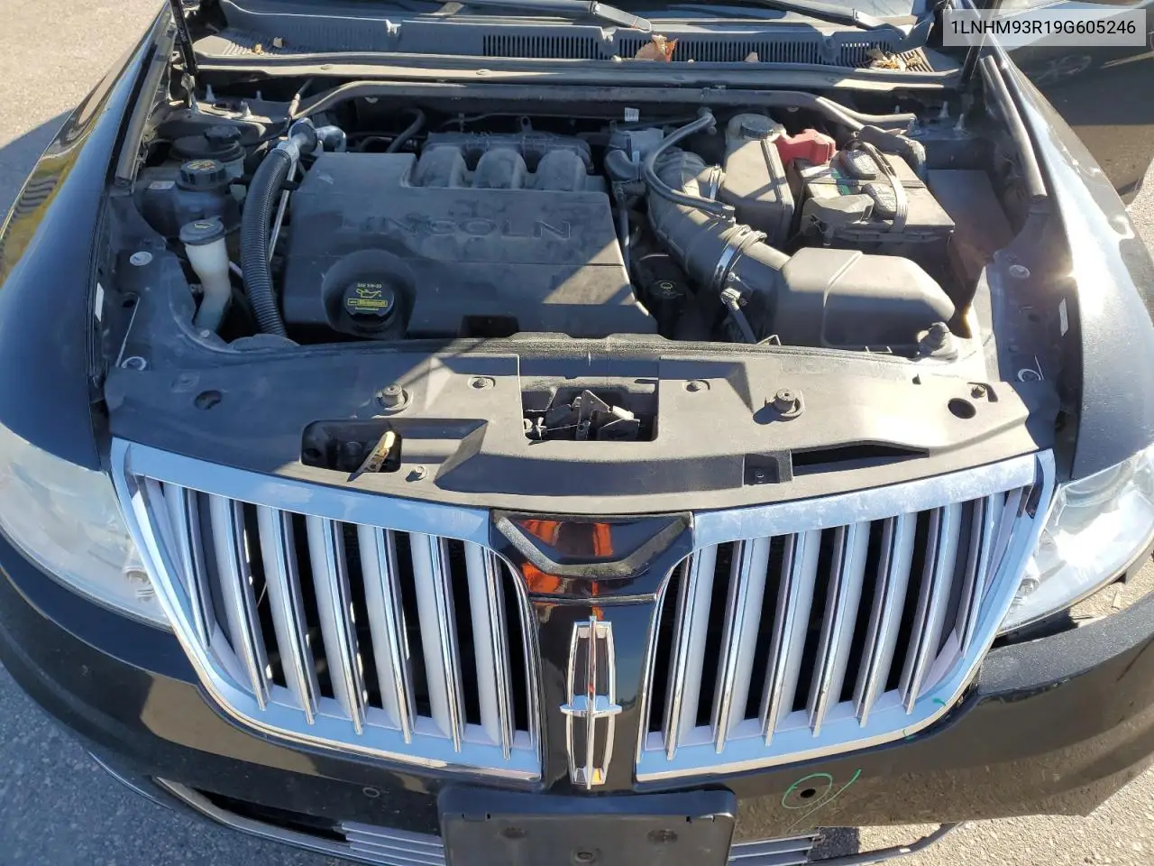 1LNHM93R19G605246 2009 Lincoln Mks