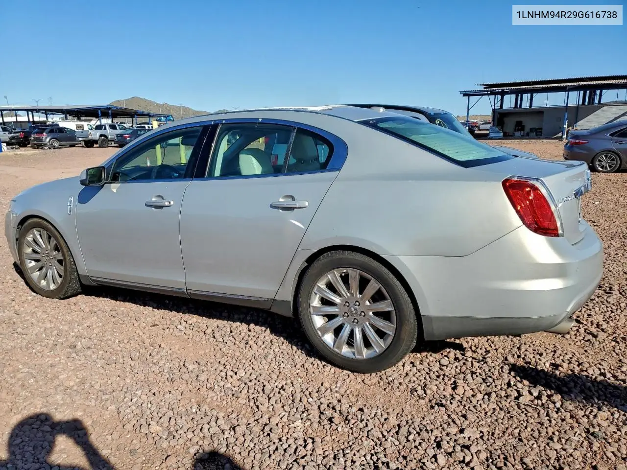 1LNHM94R29G616738 2009 Lincoln Mks