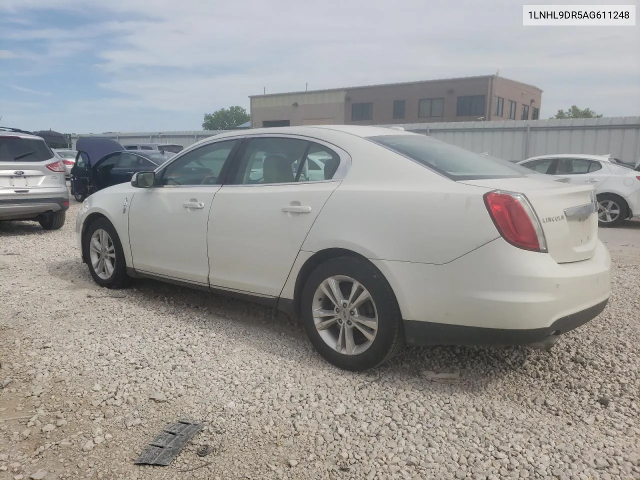 1LNHL9DR5AG611248 2010 Lincoln Mks