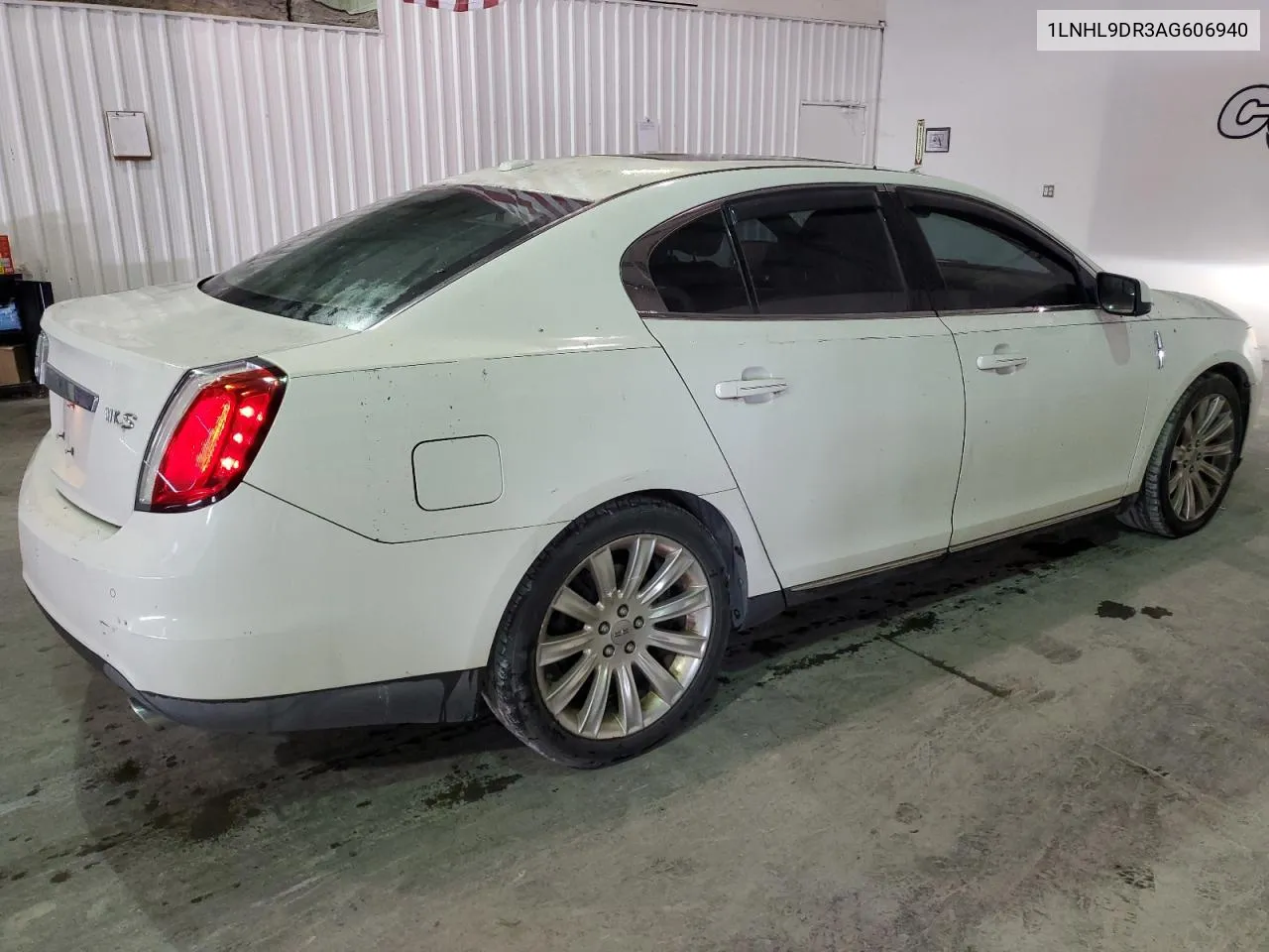 2010 Lincoln Mks VIN: 1LNHL9DR3AG606940 Lot: 59743544