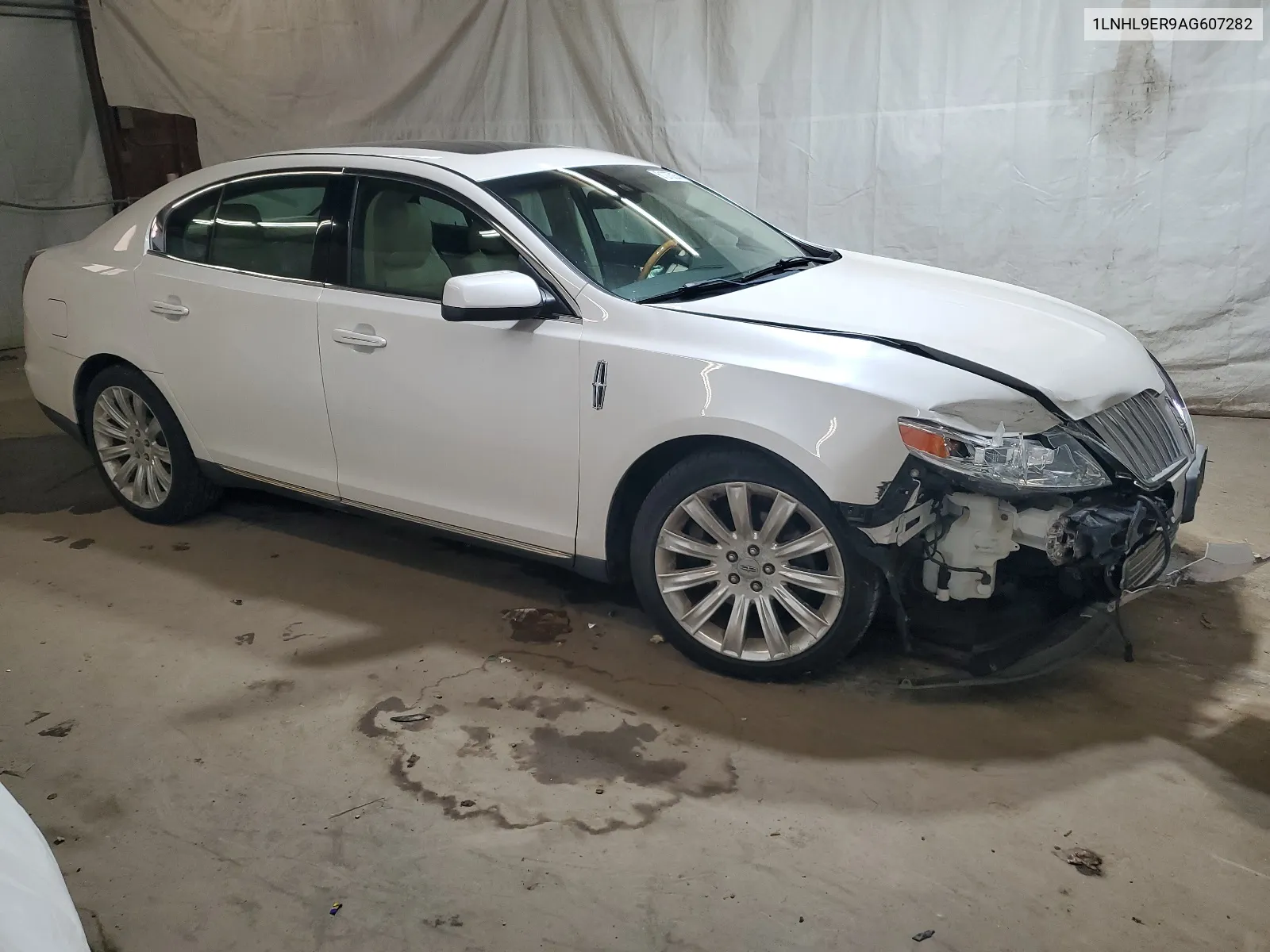 1LNHL9ER9AG607282 2010 Lincoln Mks