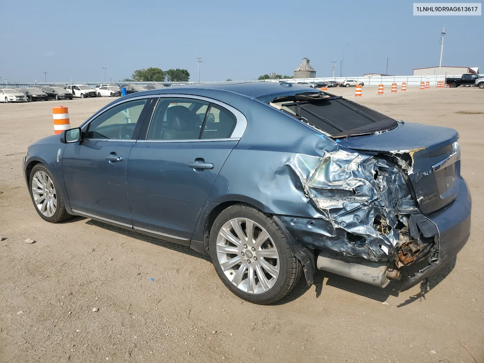 2010 Lincoln Mks VIN: 1LNHL9DR9AG613617 Lot: 64874474