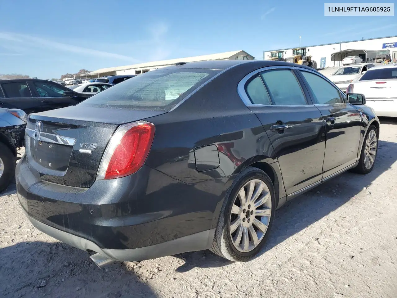 1LNHL9FT1AG605925 2010 Lincoln Mks
