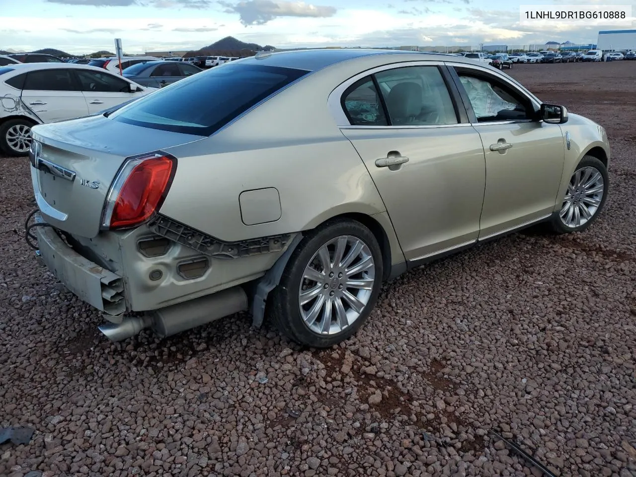 1LNHL9DR1BG610888 2011 Lincoln Mks